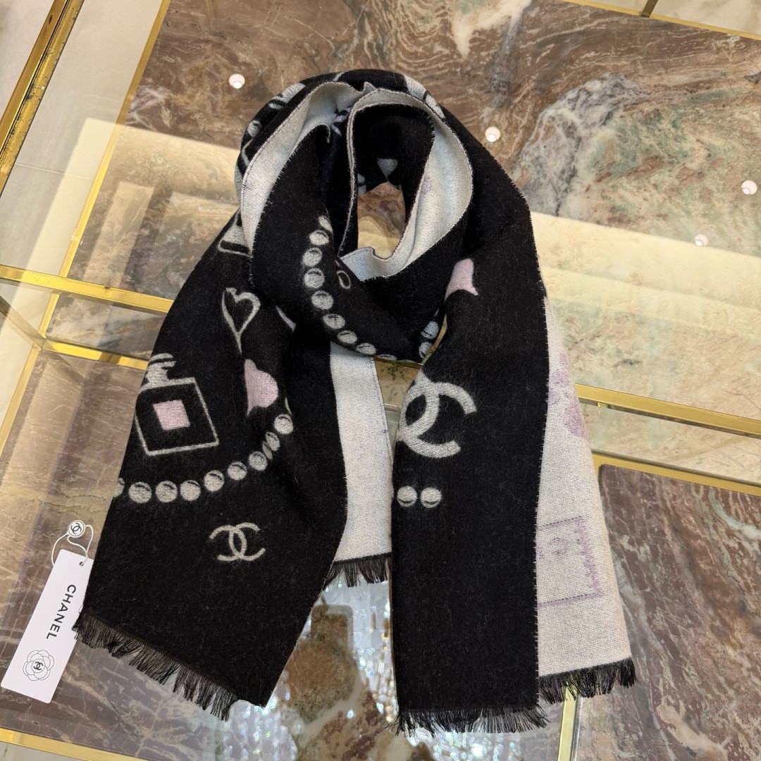 Ch*el scarf 50x200cm 100% cashmere