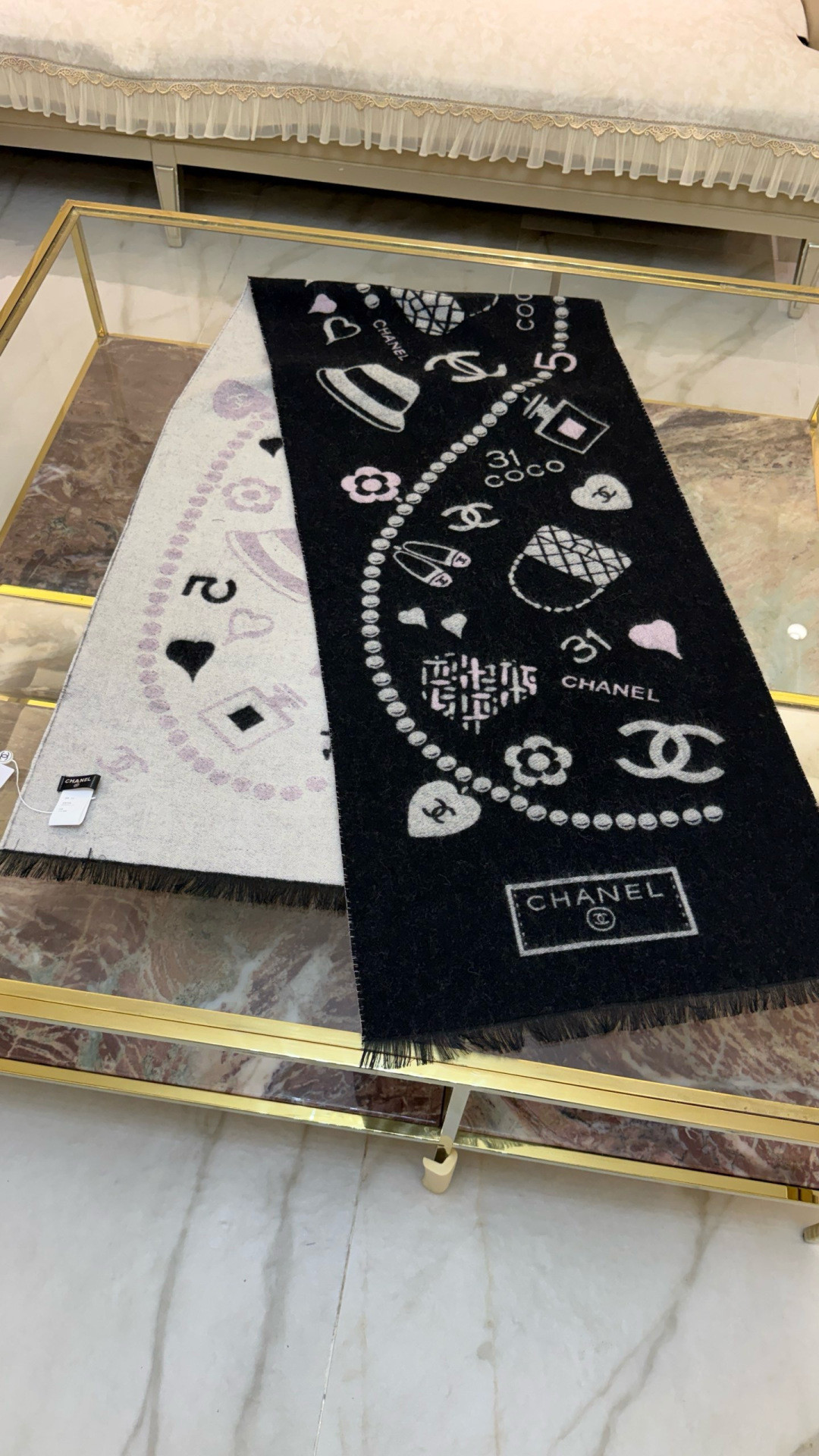 Ch*el scarf 50x200cm 100% cashmere