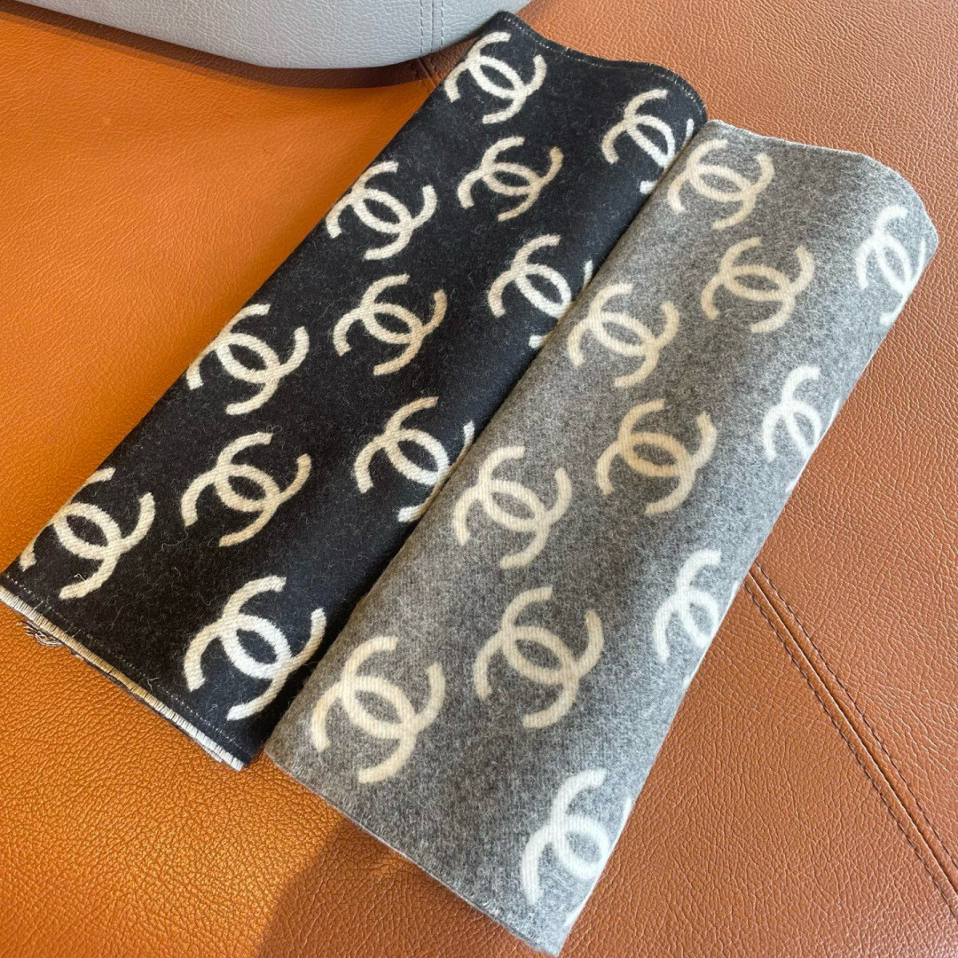 Ch*el scarf 35x180cm 95% wool 5% cashmere