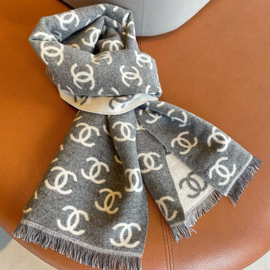 Ch*el scarf 35x180cm 95% wool 5% cashmere