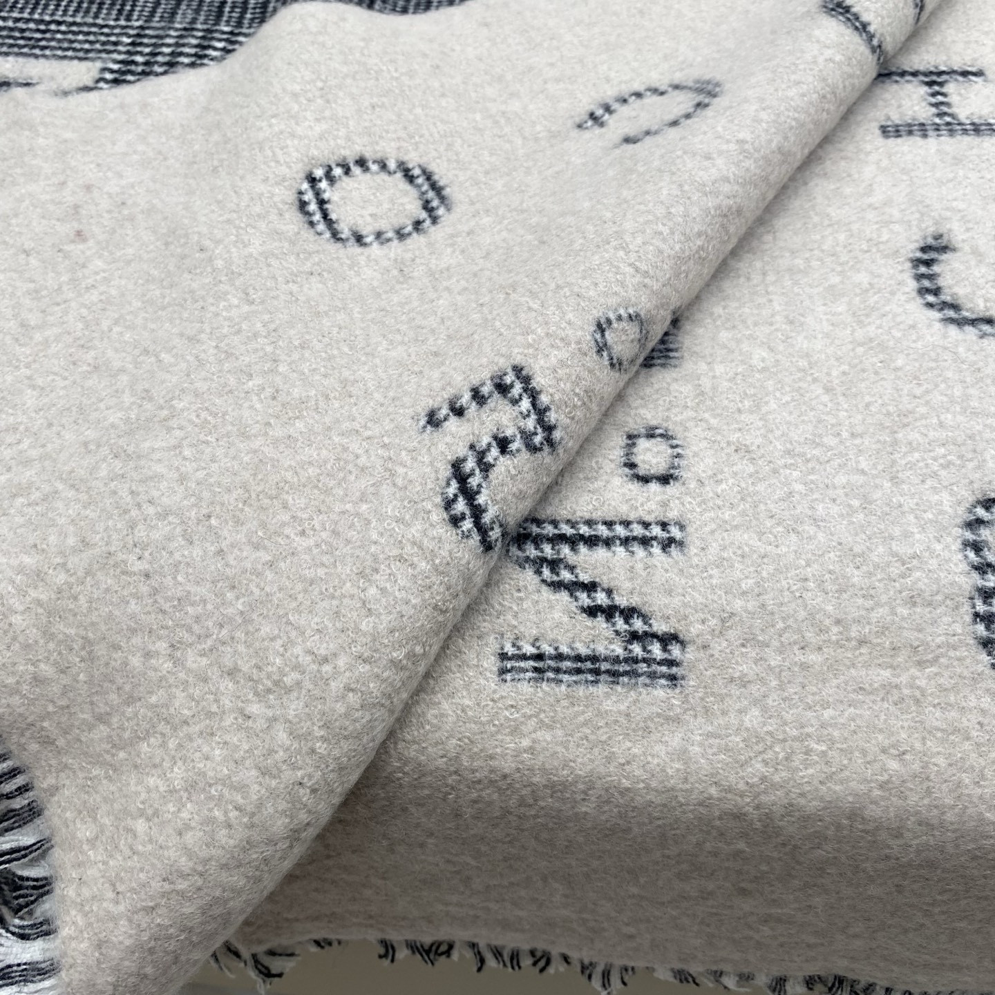 Ch*el scarf 60x190cm