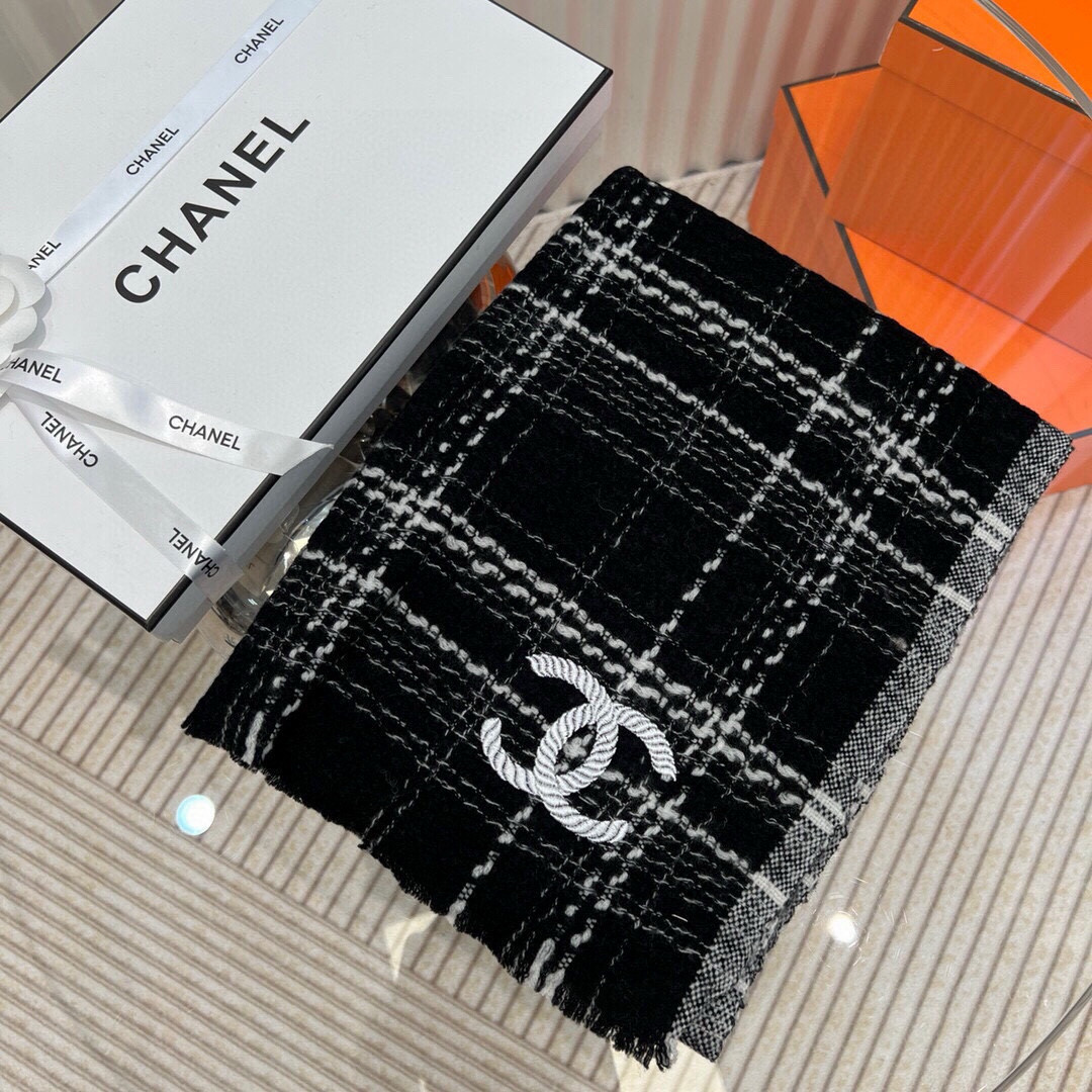 Ch*el scarf 70x190cm