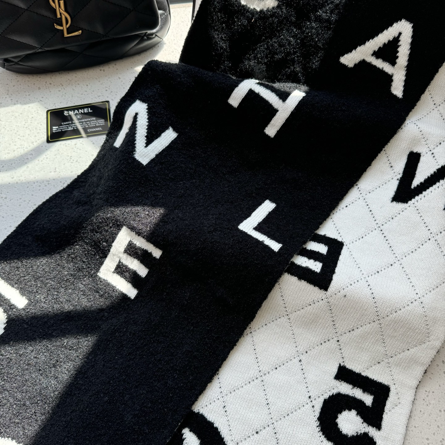 Ch*el scarf 30x180cm