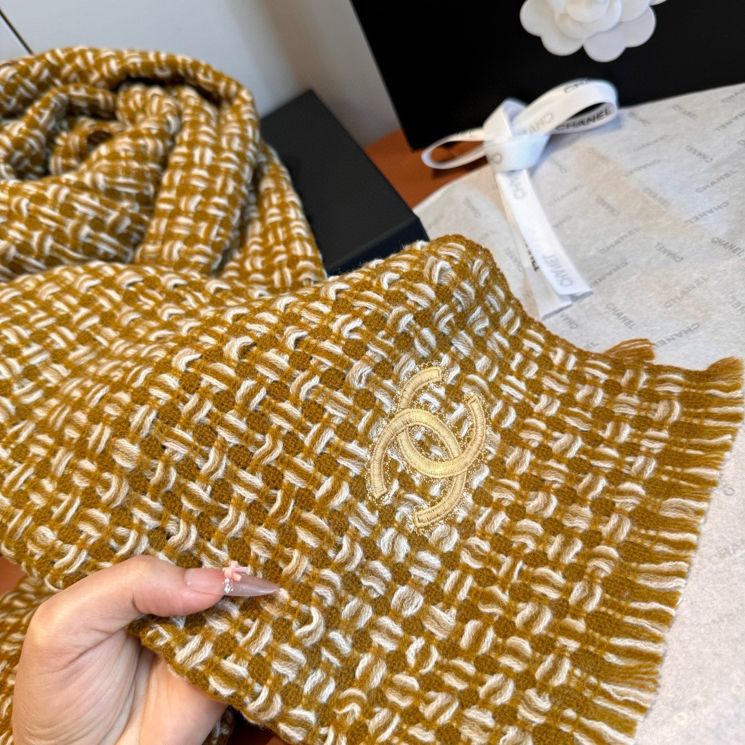 Ch*el scarf 38x185cm 100% cashmere