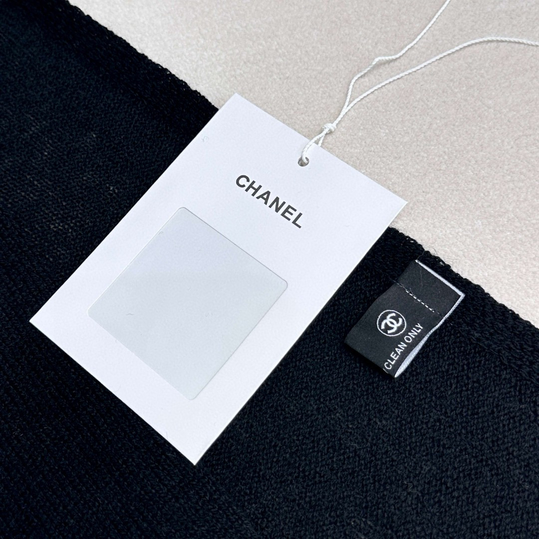 Ch*el scarf 65x180cm 60% cashmere 40% mulberry silk