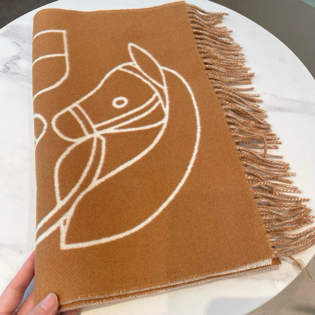 H**mes scarf 40x195cm