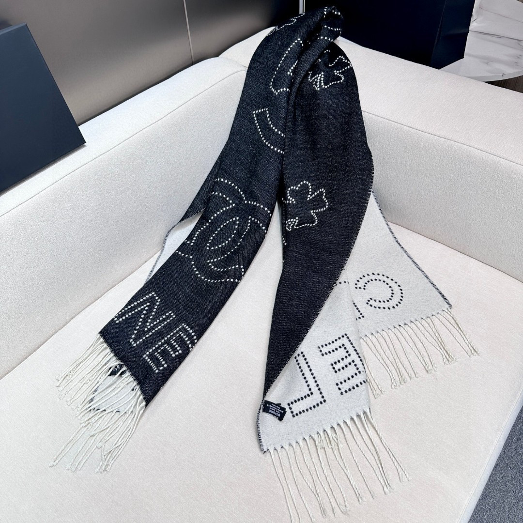 Ch*el scarf 70x200cm