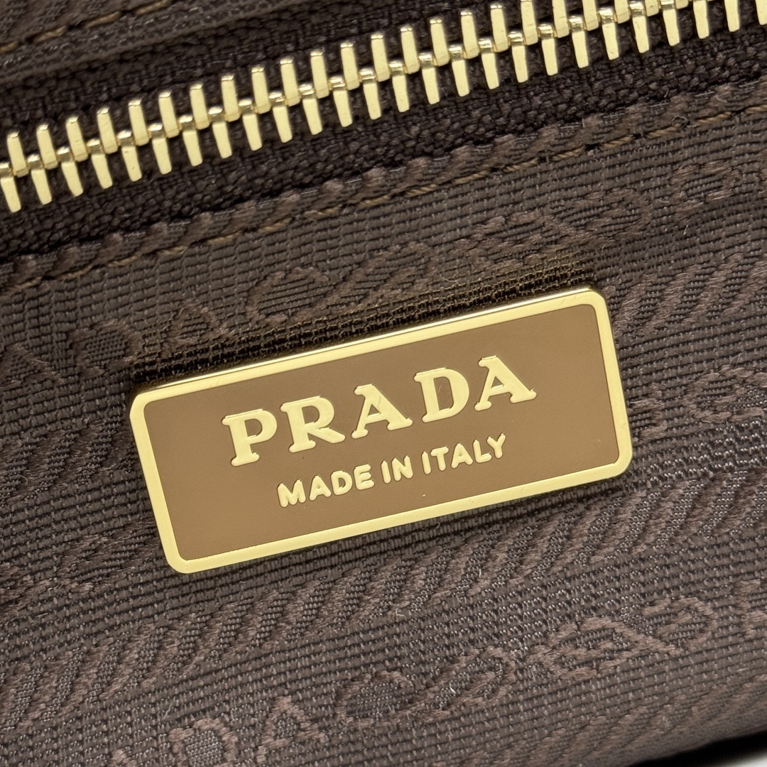 Pra*a mariner small suede bucket bag 28x23.5x16.5cm