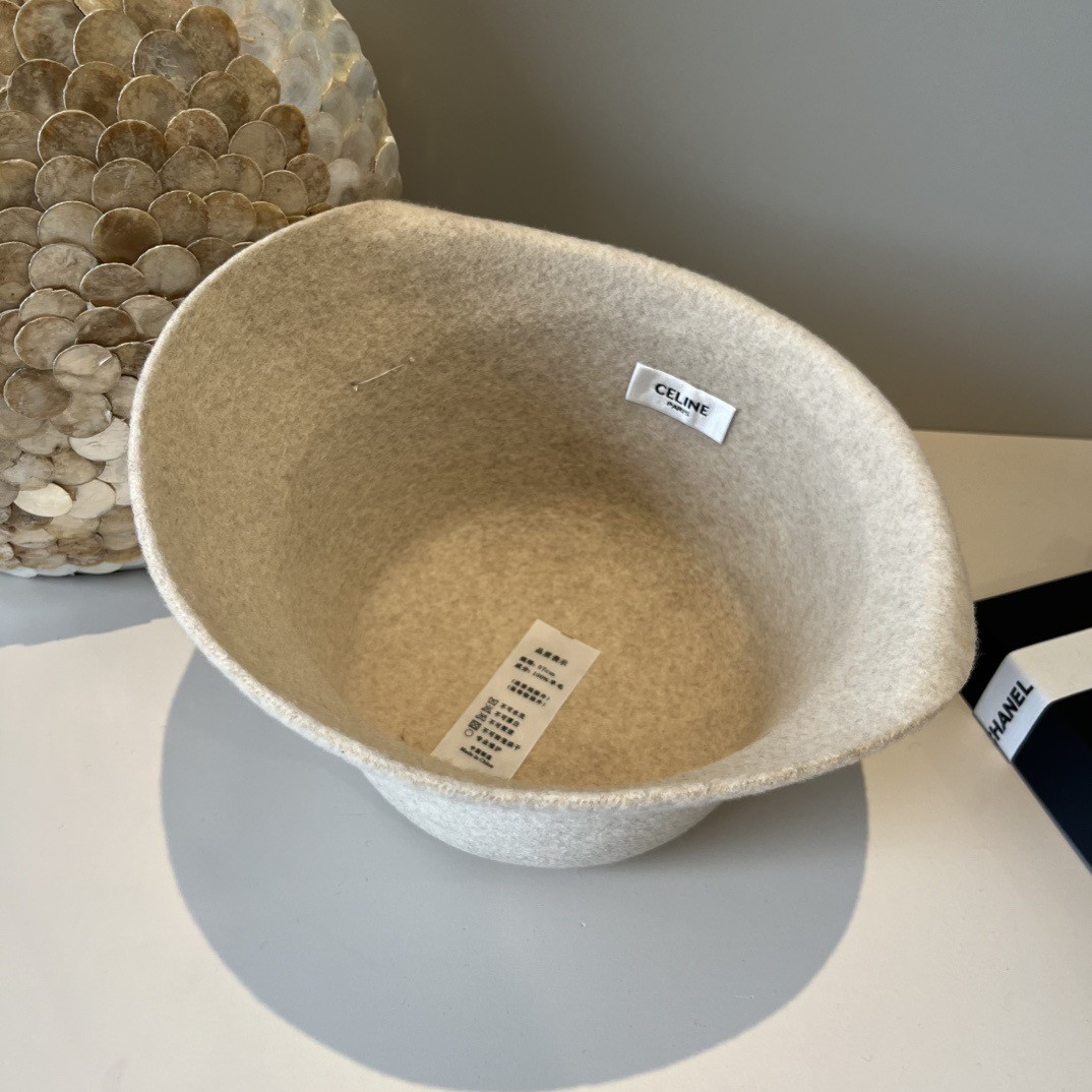 Ce**e bucket hat 57cm head circumference