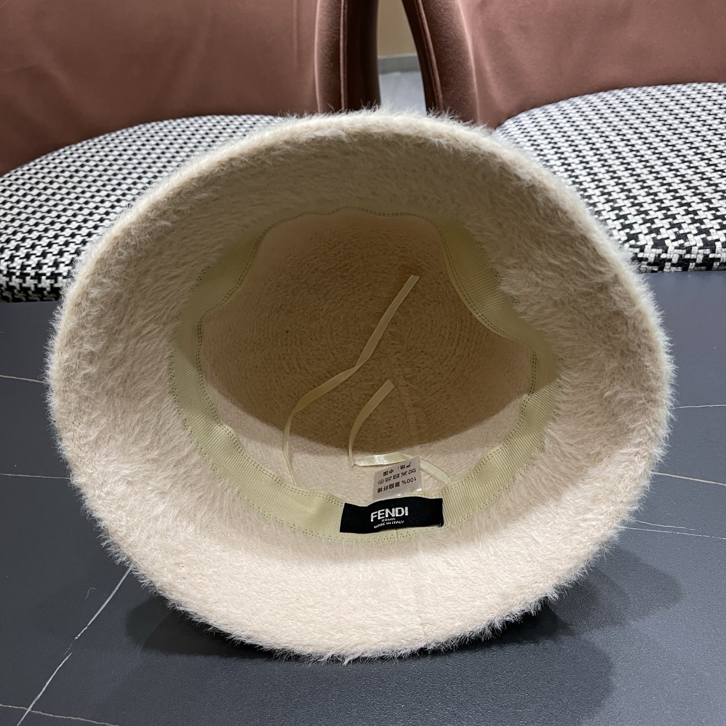 F**di bucket hat
