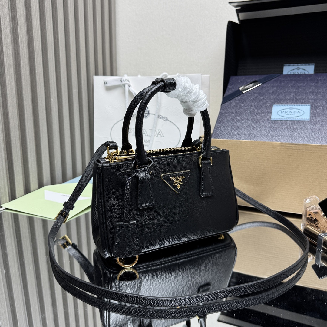 Pra*a galleria patent saffiano leather mini-bag 12.5x21x8.5cm