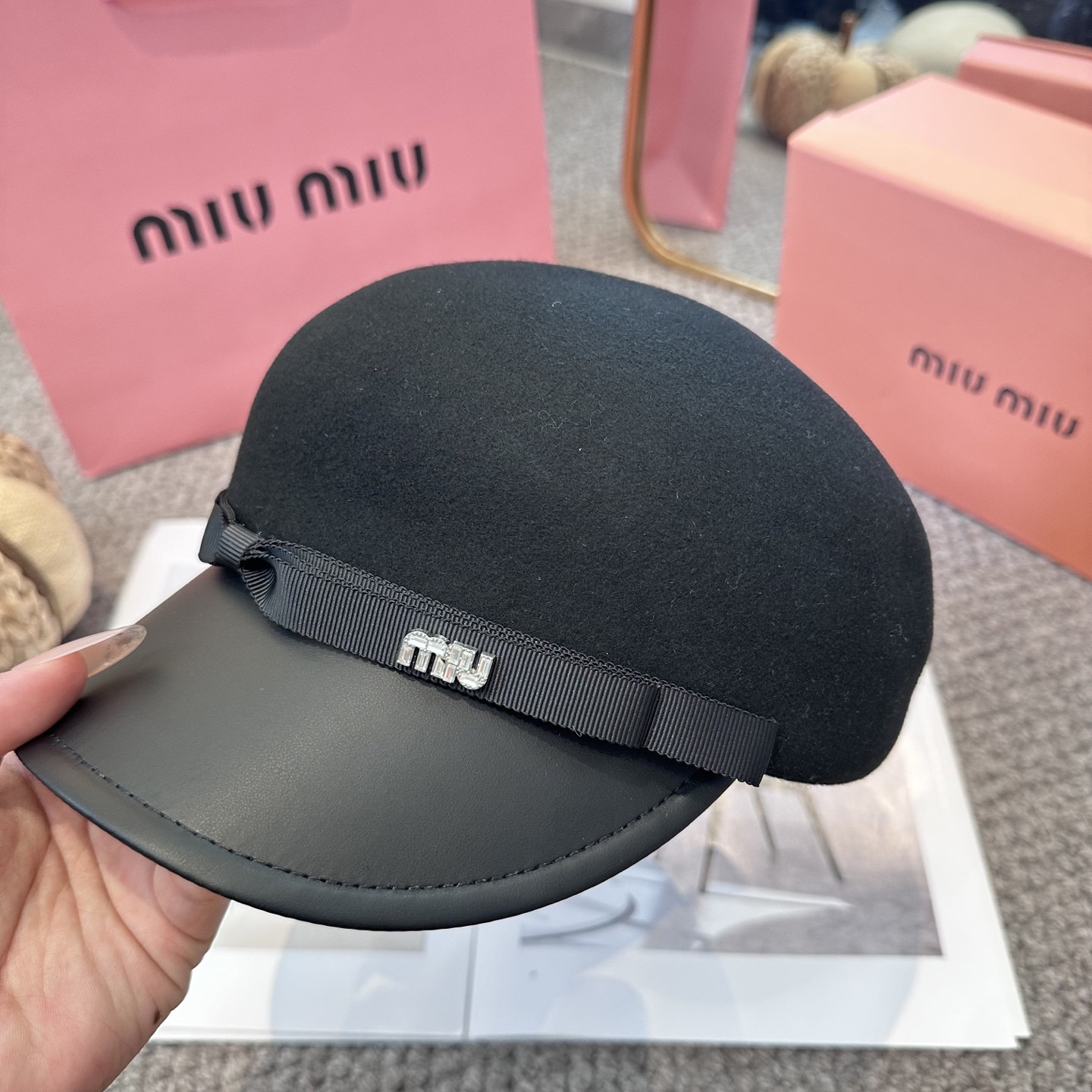 M1v M1v hat