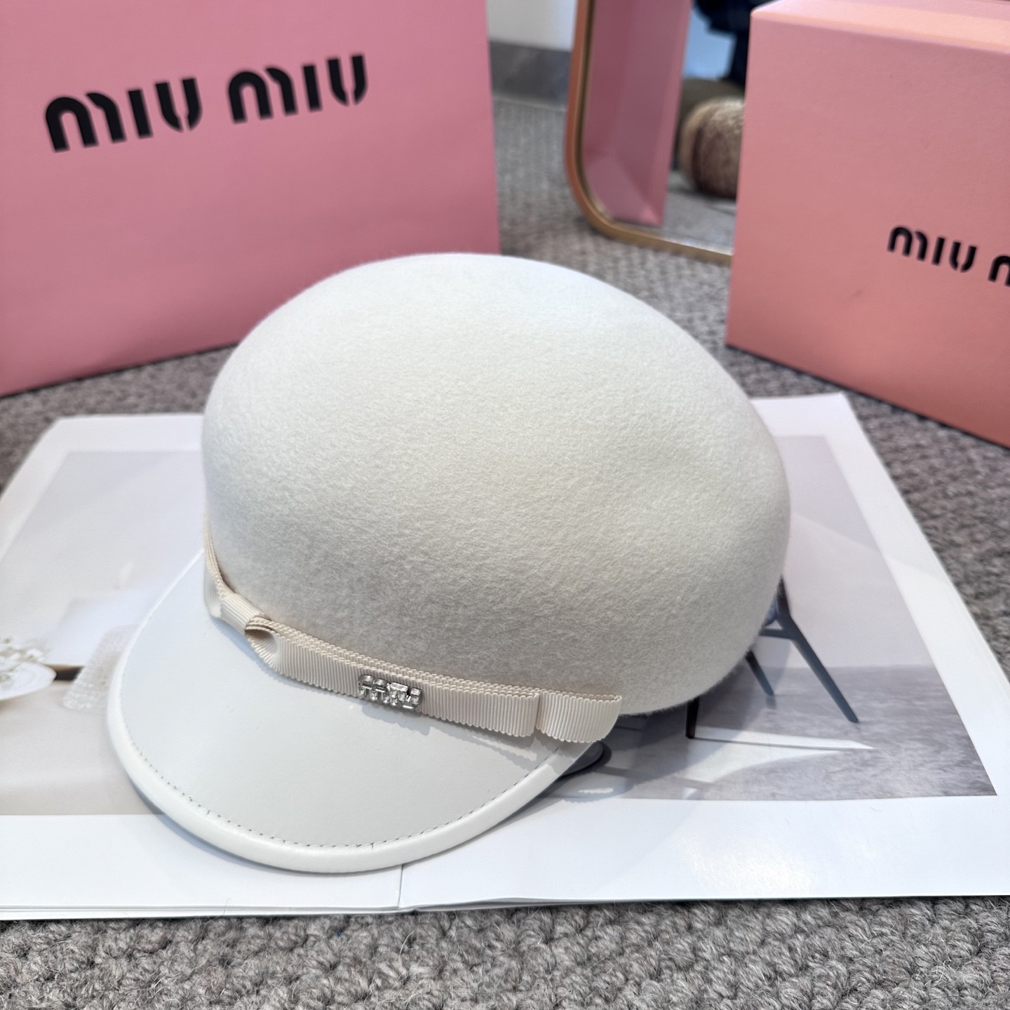 M1v M1v hat