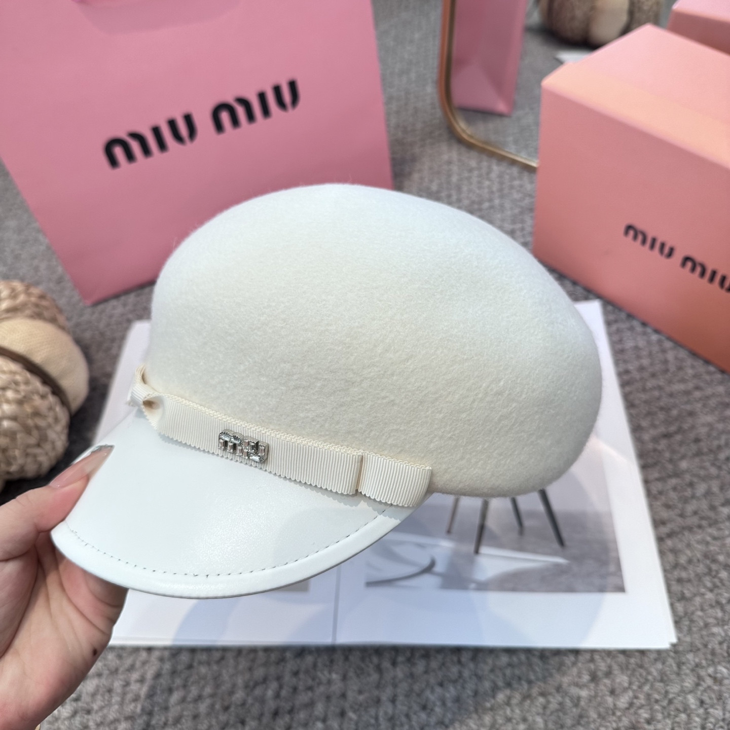 M1v M1v hat