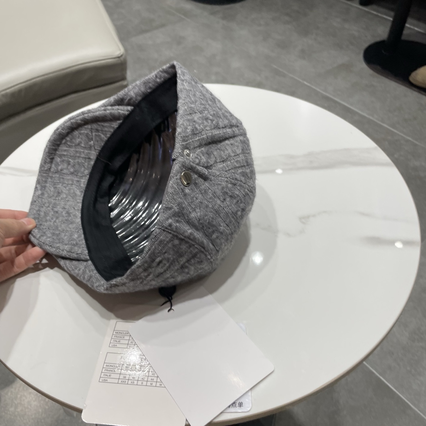 Ch**me He**ts flat cap