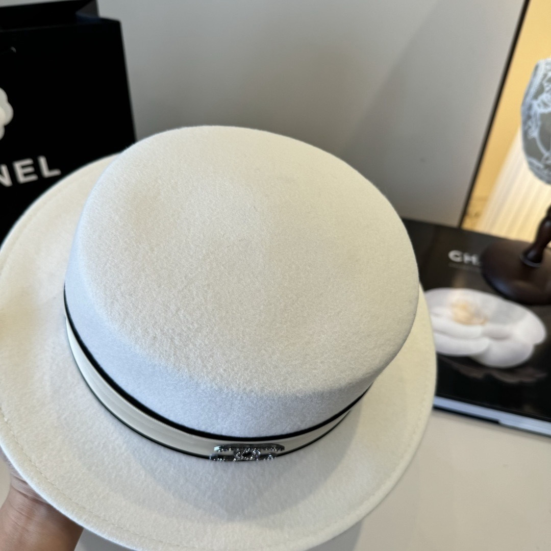 Ch*el wool felt hat 57cm head circumference