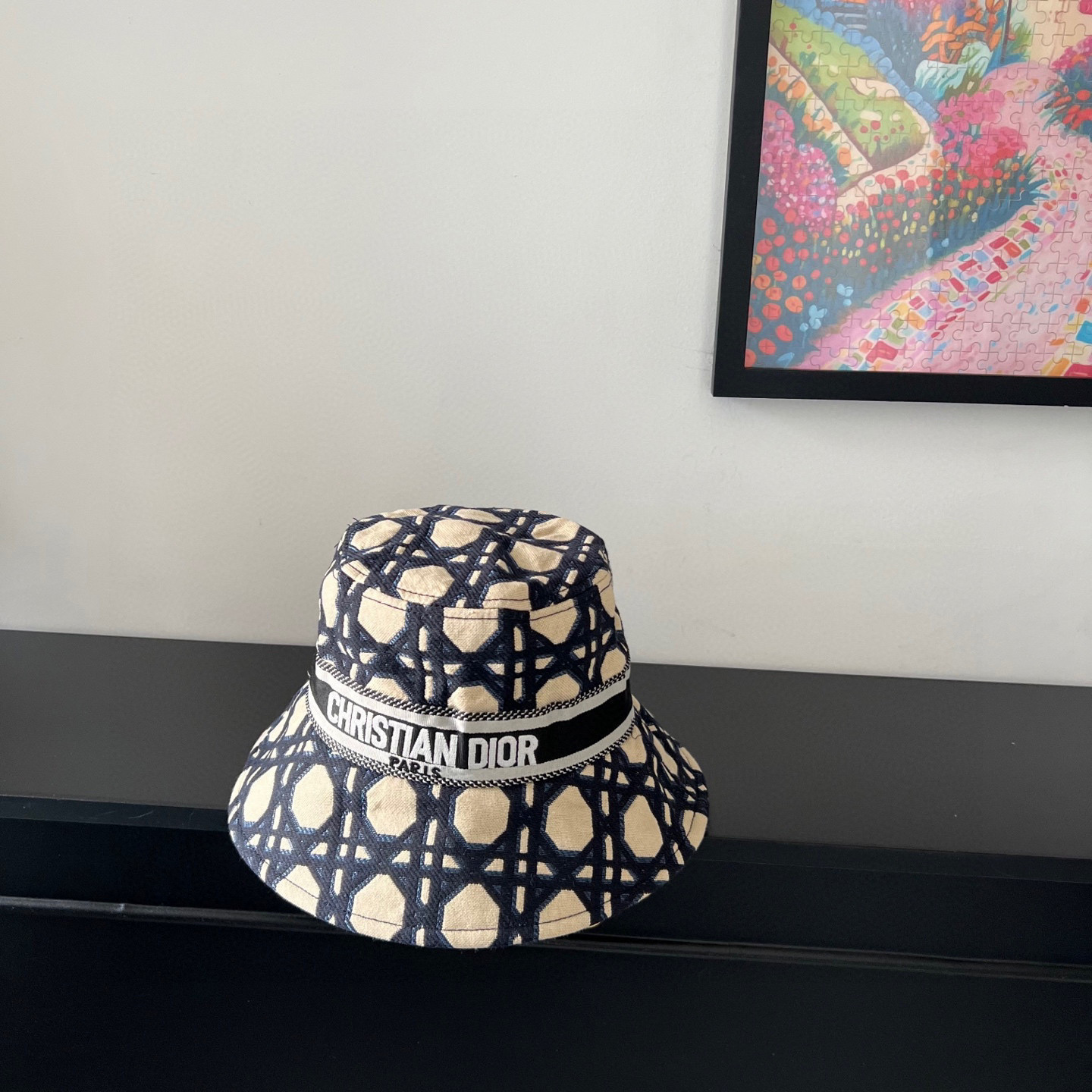 D*or bucket hat
