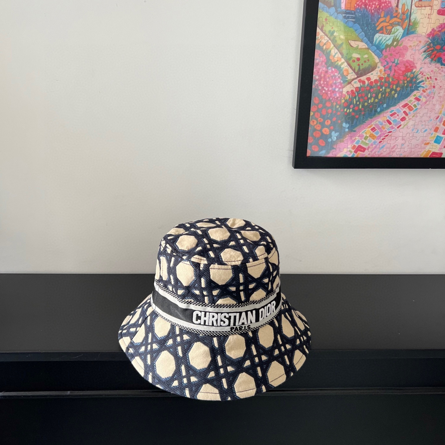 D*or bucket hat