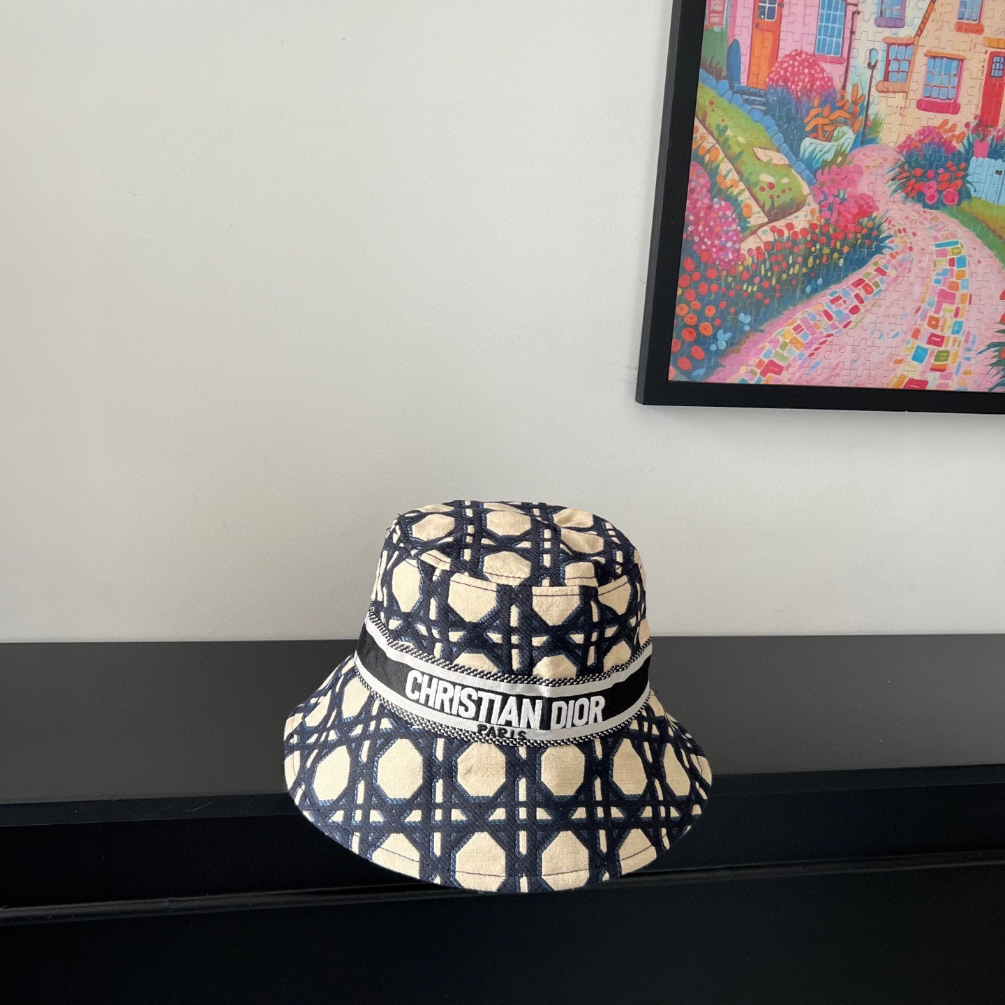 D*or bucket hat