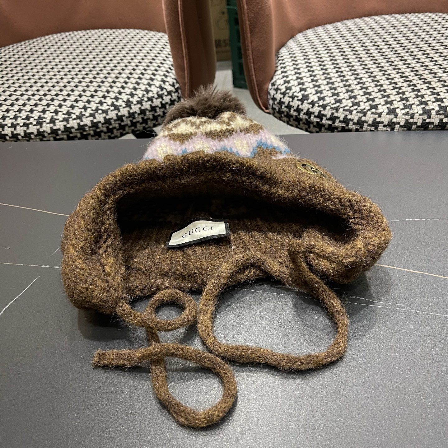 G*u*i knit trapper hat