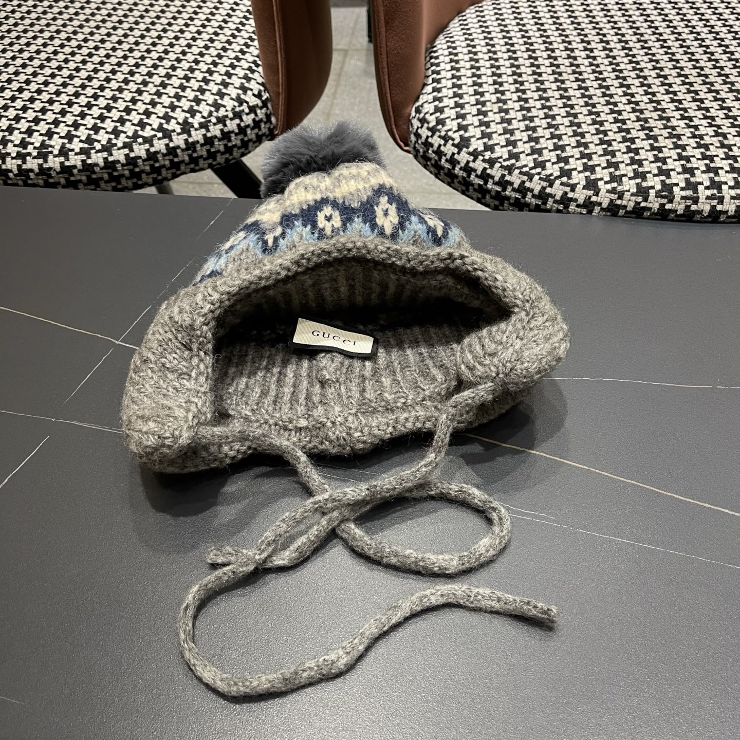 G*u*i knit trapper hat