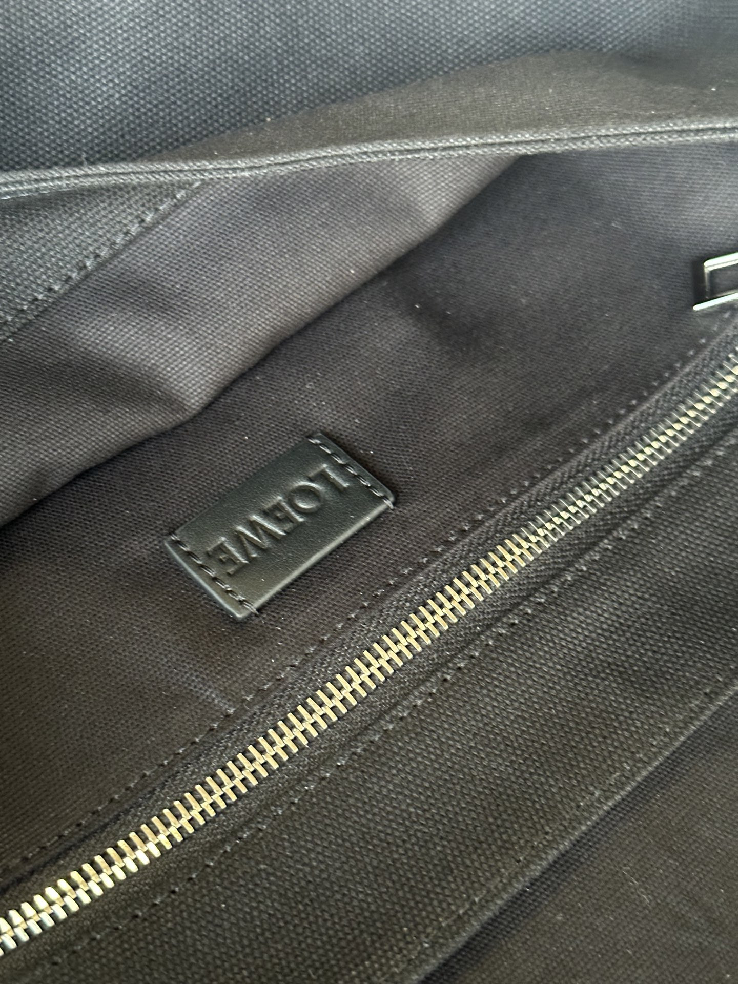 L0ew* medium flex messenger in canvas and suede 27x38x9.5cm