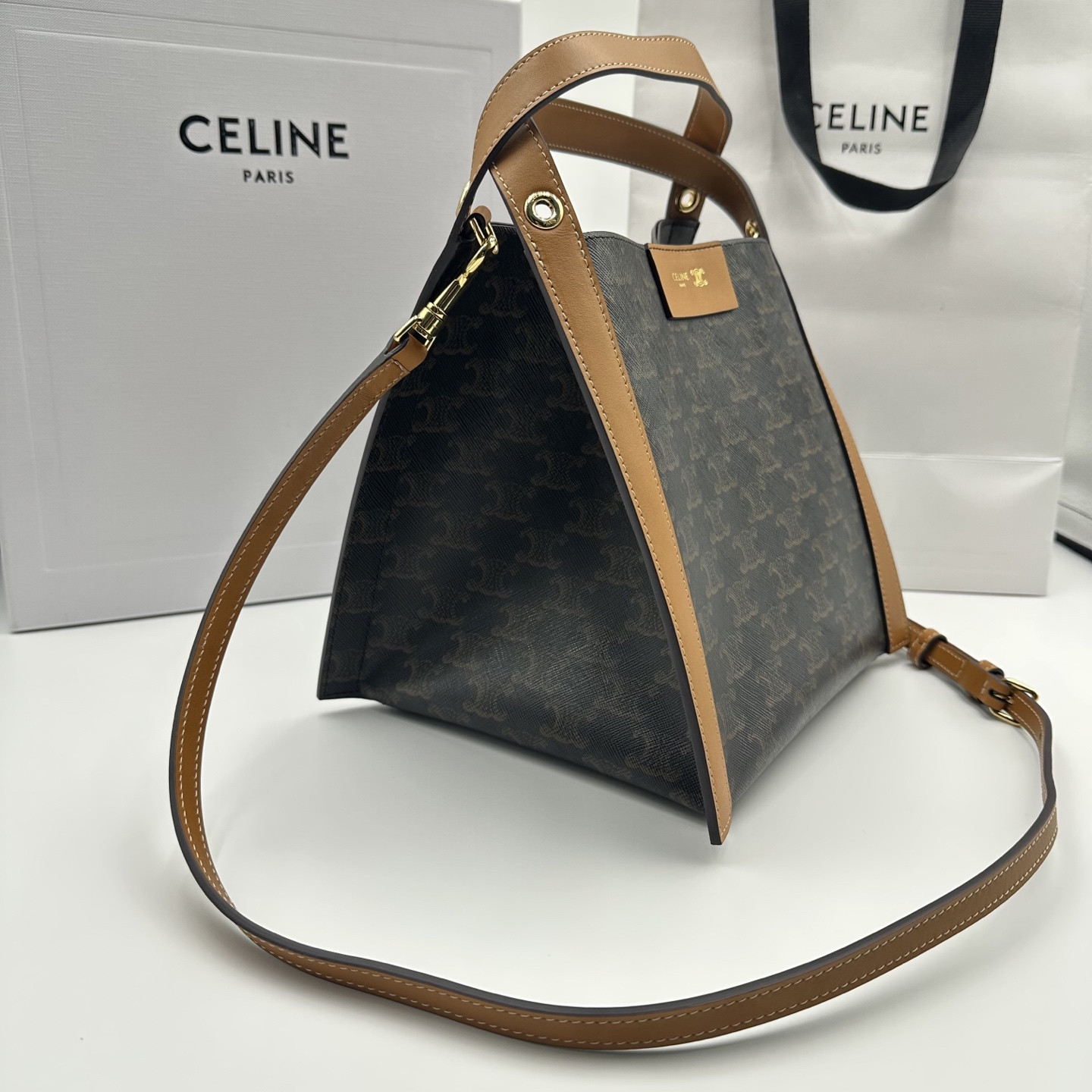 Ce**e small cube bag 18.5x21x17cm
