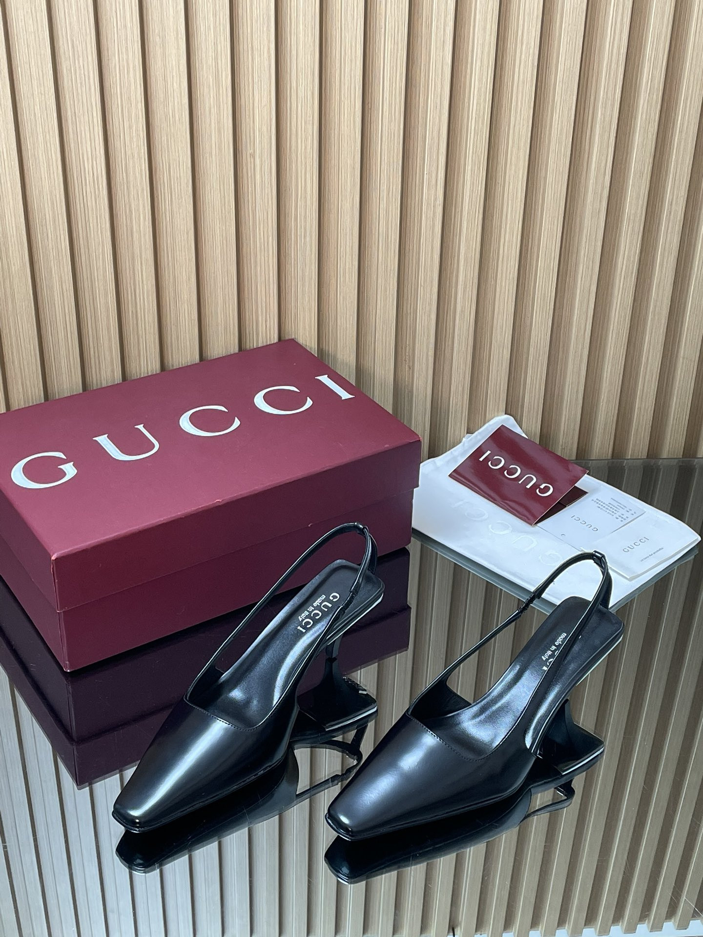 ua G*u*i slingback with crystal logo 5.5cm heel