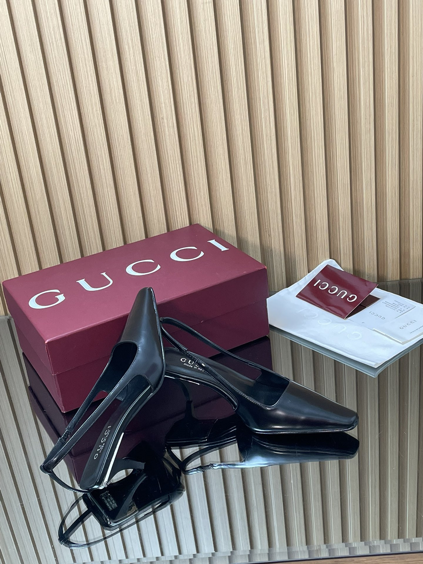 ua G*u*i slingback with crystal logo 5.5cm heel