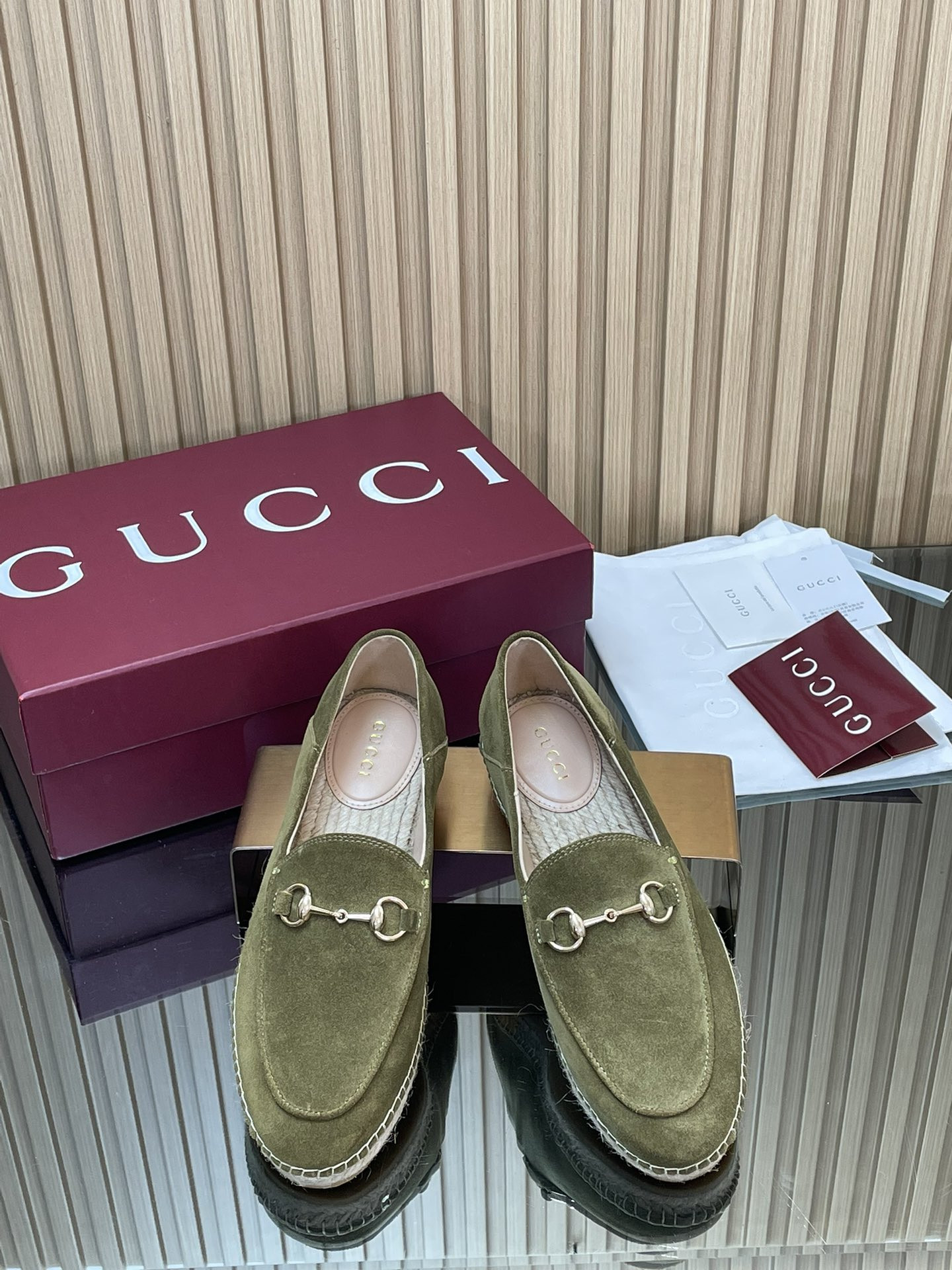 ua G*u*i espadrille with horsebit