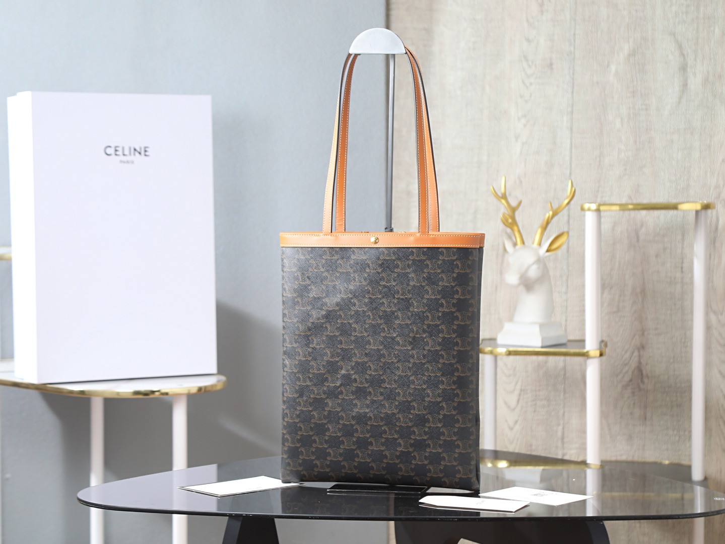 Ce**e flat shopper medium logo print handbag 28x33x0.5cm