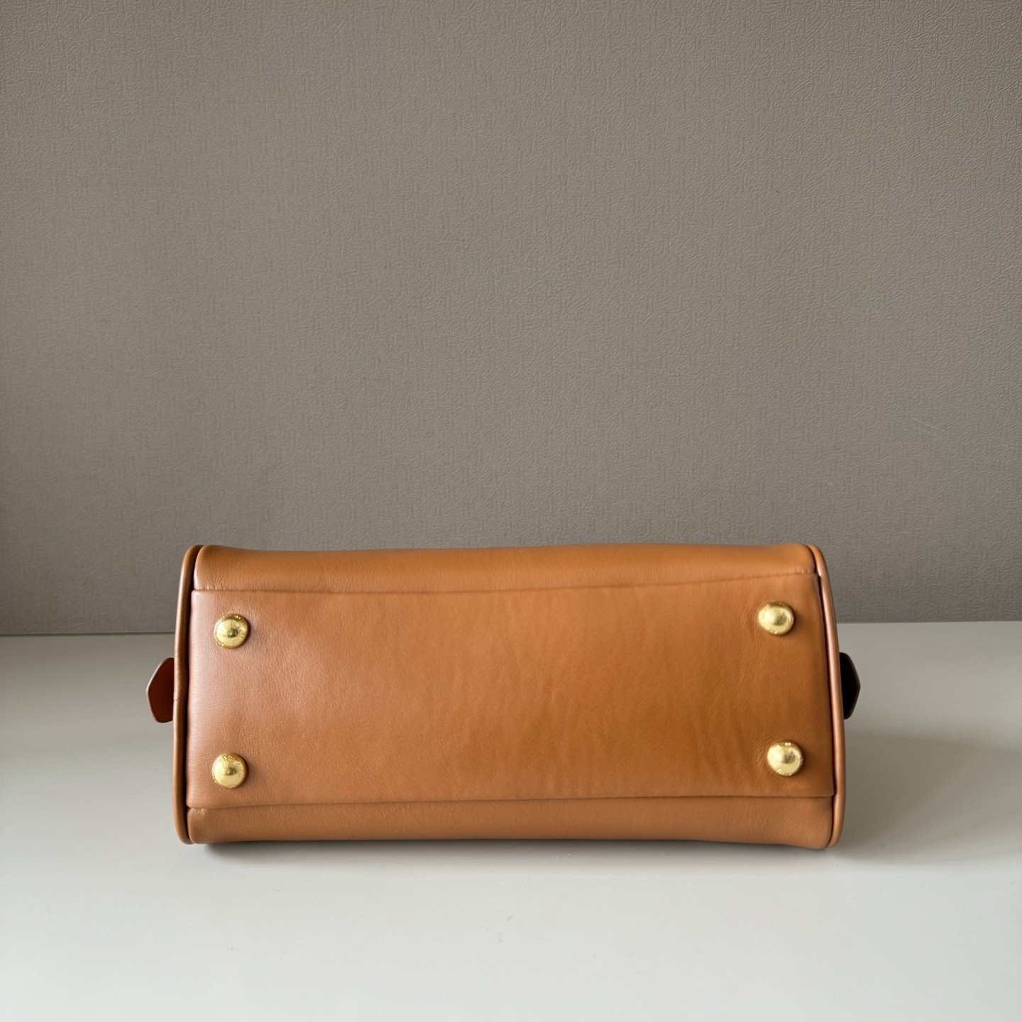 M1v M1v small beau leather bag 11.5x23x10cm
