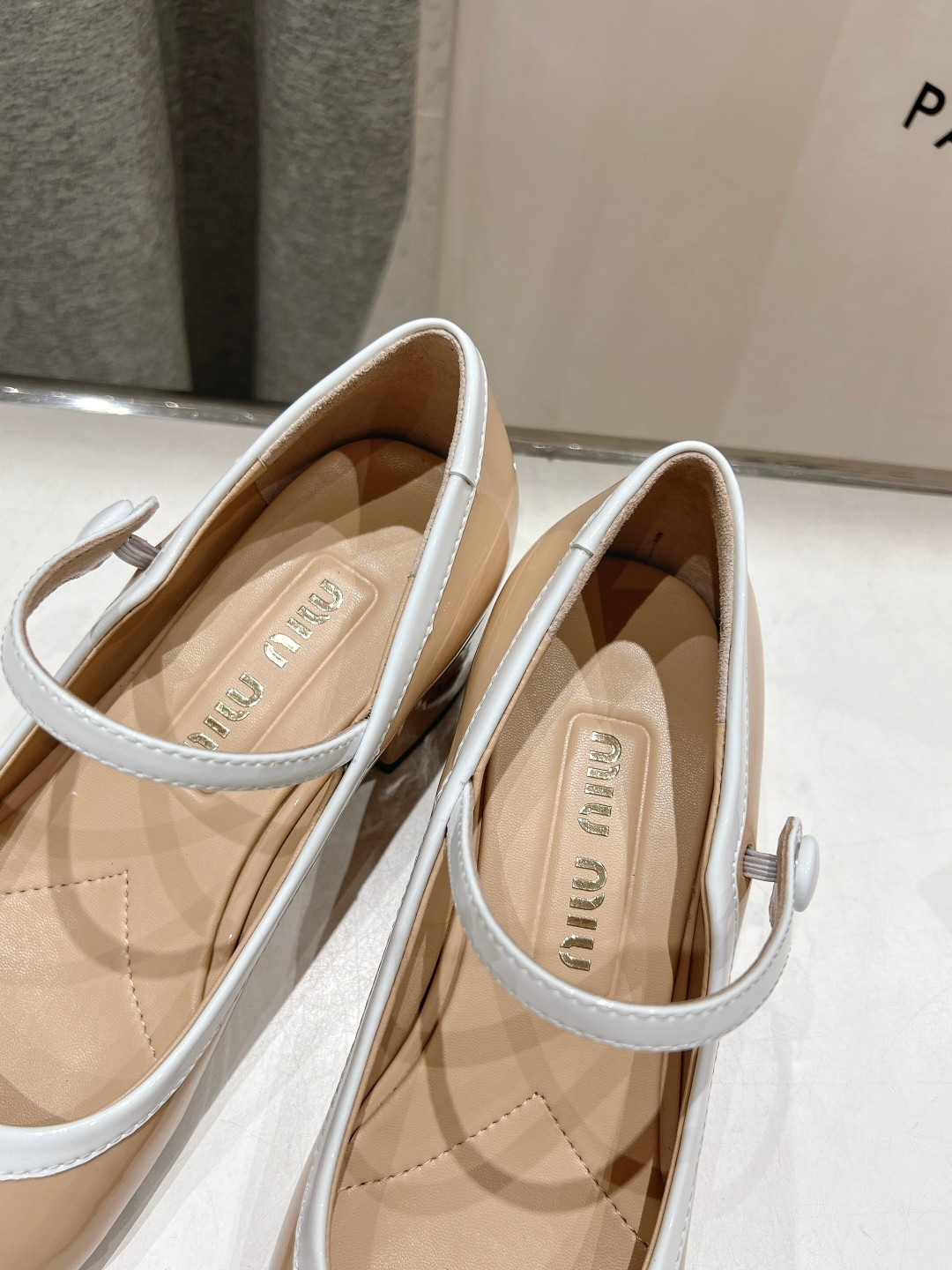 ua M1v M1v patent leather mary jane pumps 4.5cm heel