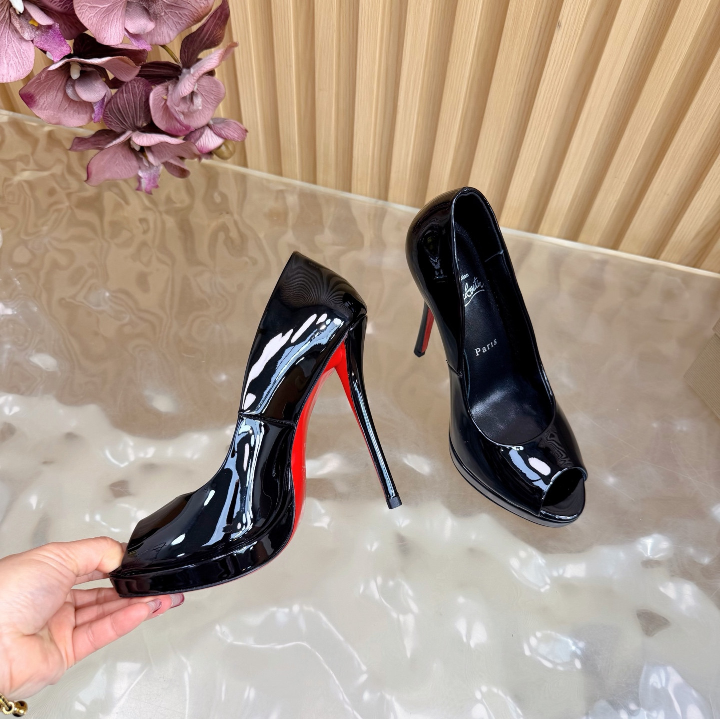 ua Ch**an louboutin pumps 12cm heel