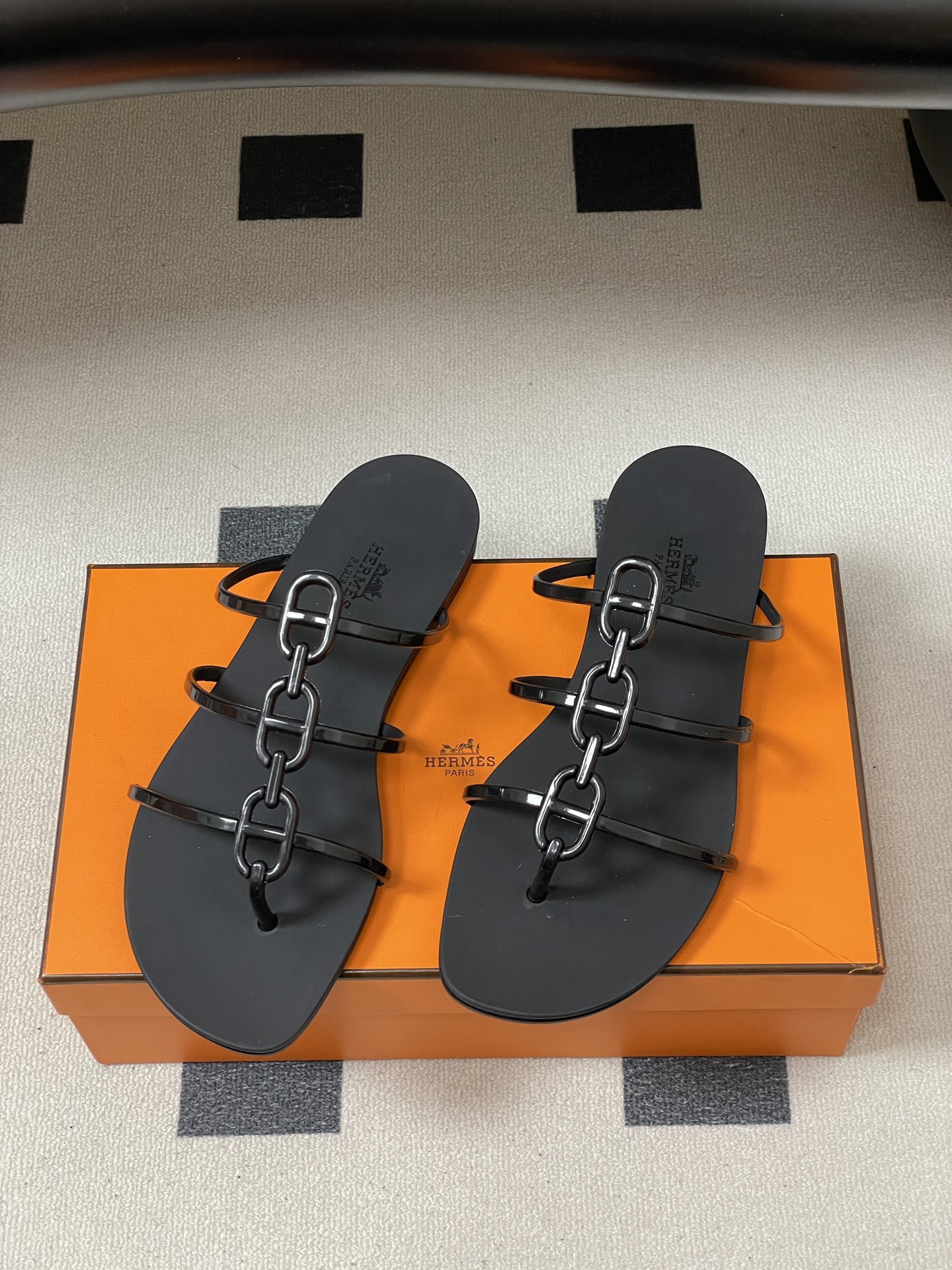 ua H**mes mykonos sandal