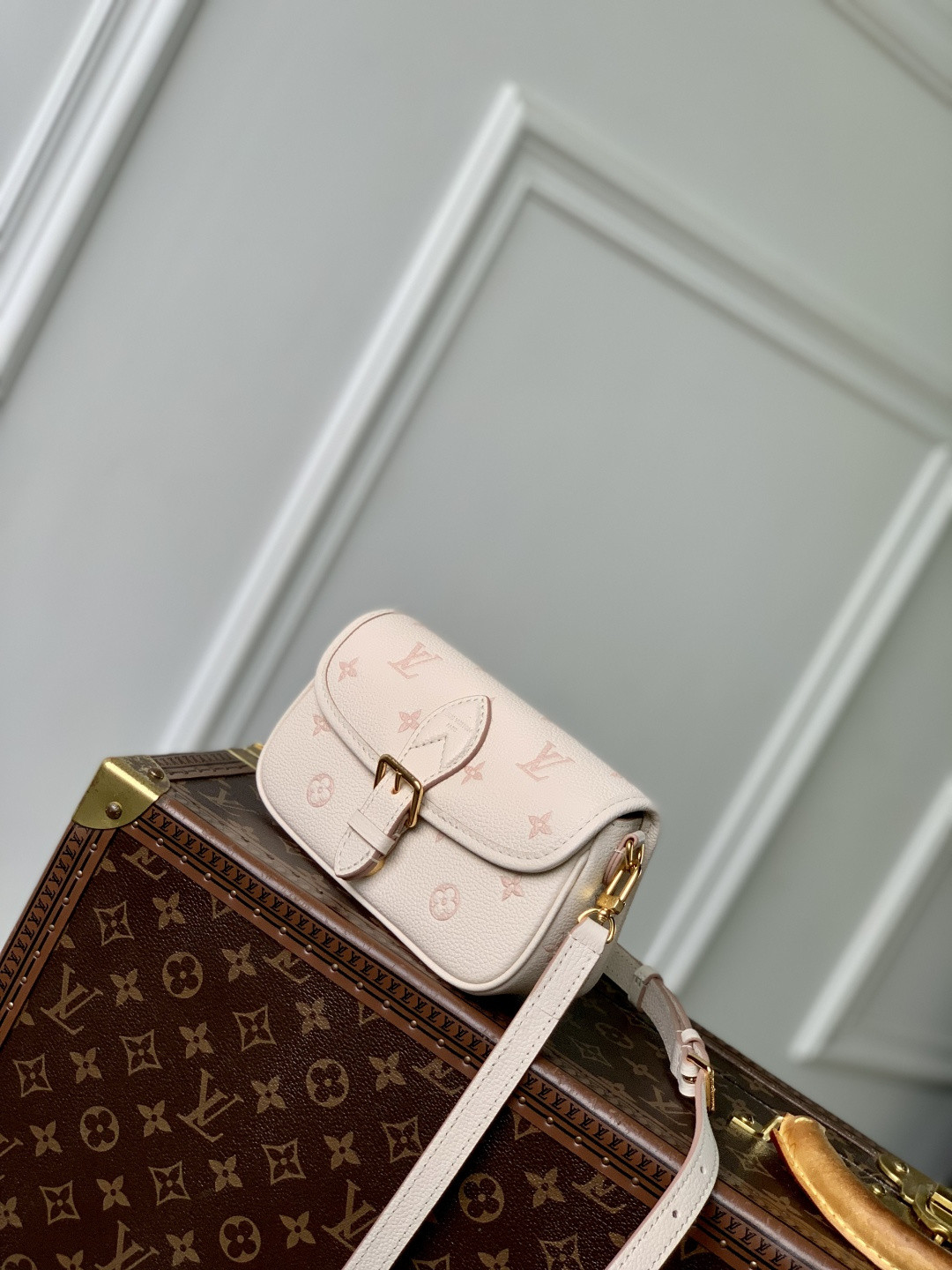 LV Nano Diane M13642 19x10.5x6cm