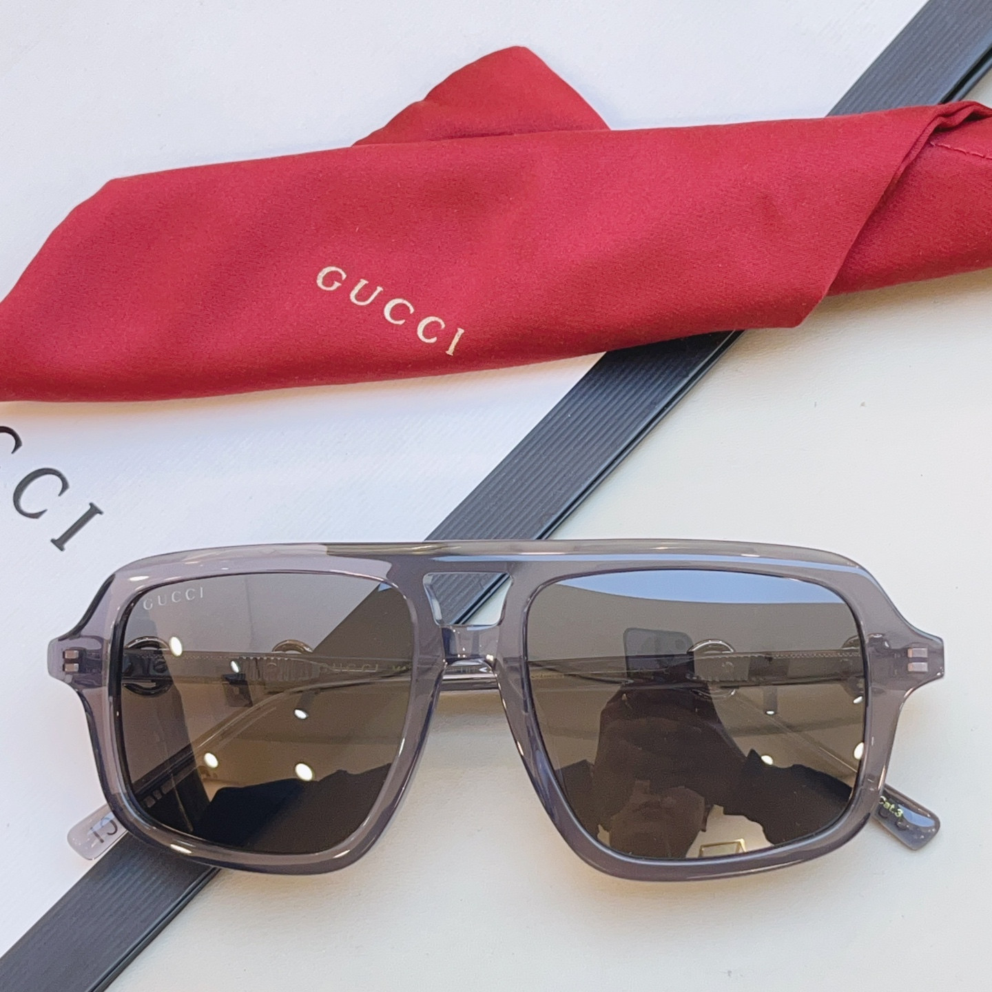 G*u*i glasses gg2052sk 53-16-140