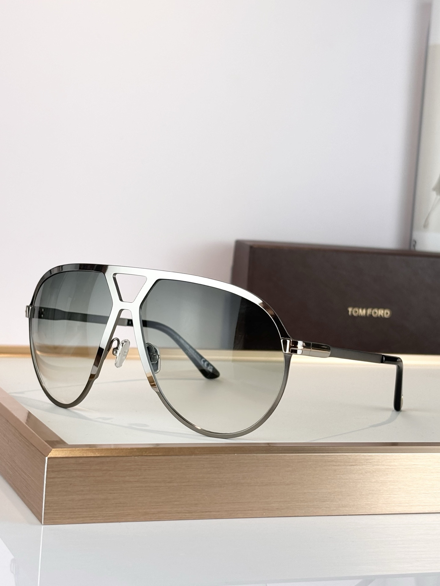 t0m F0rd glasses tf1060 64-14-135