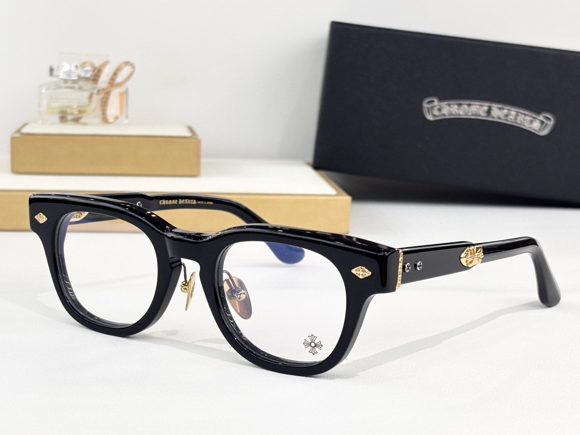 Ch**me He**ts glasses jenna tail yea 48-23-153