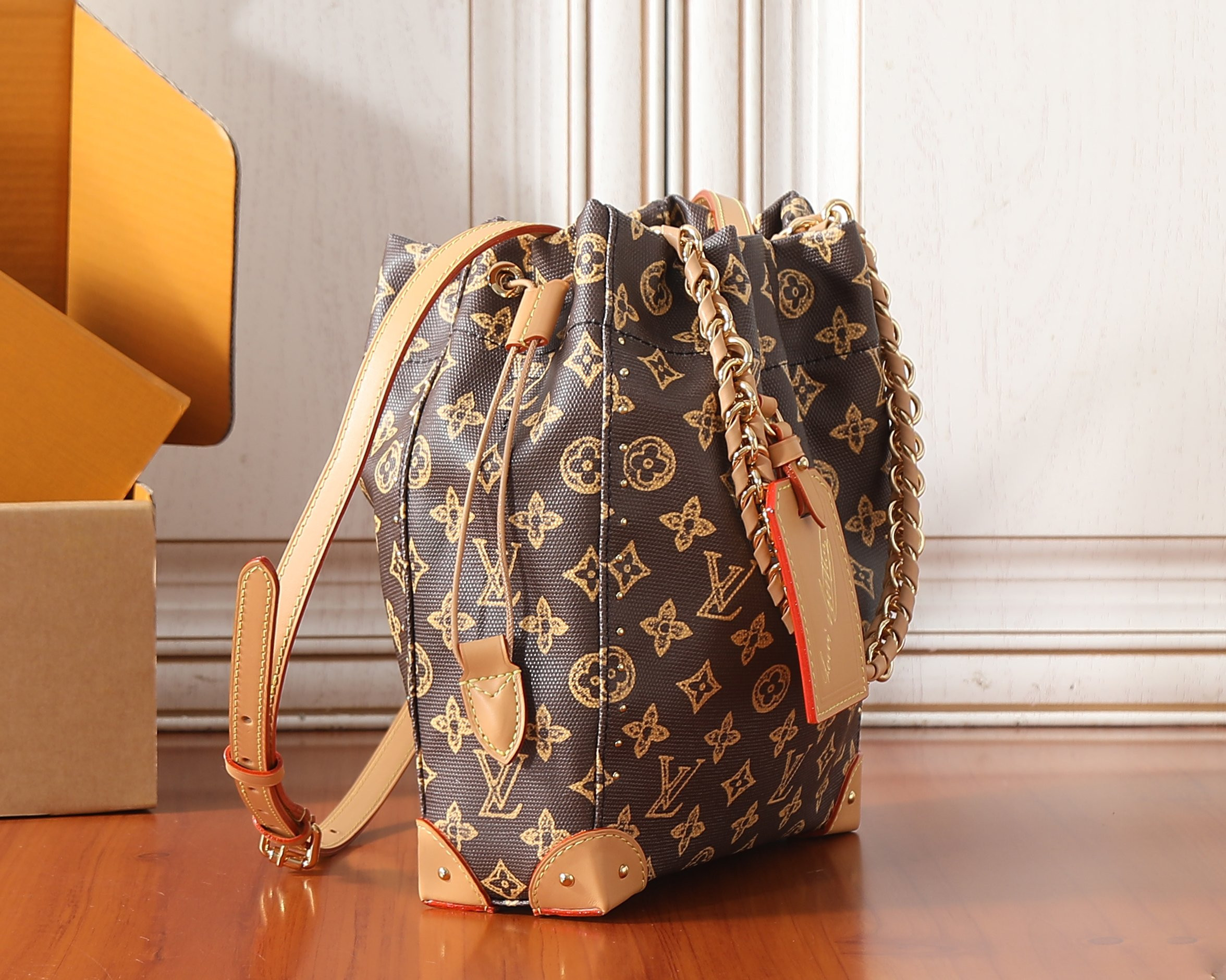 LV Noé Trunk M28103 23x27x8cm
