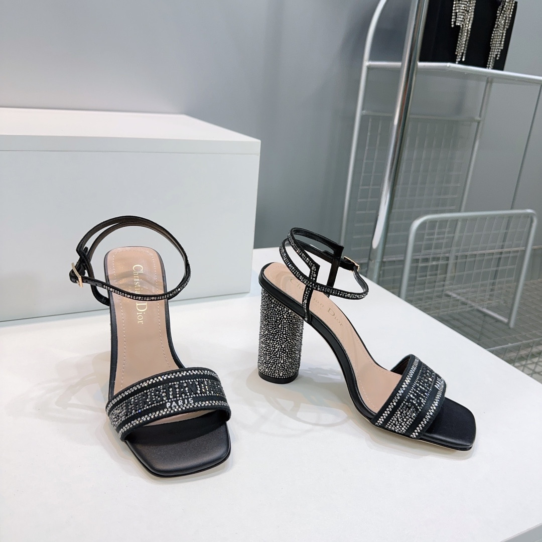 ua D*or sandal 10cm