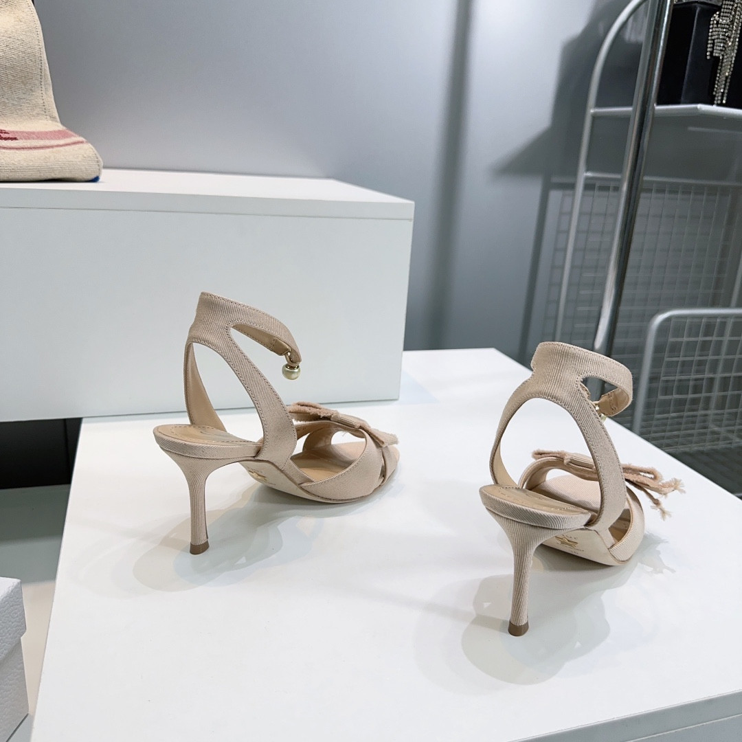 ua D*or aD*orable heeled sandal 9cm