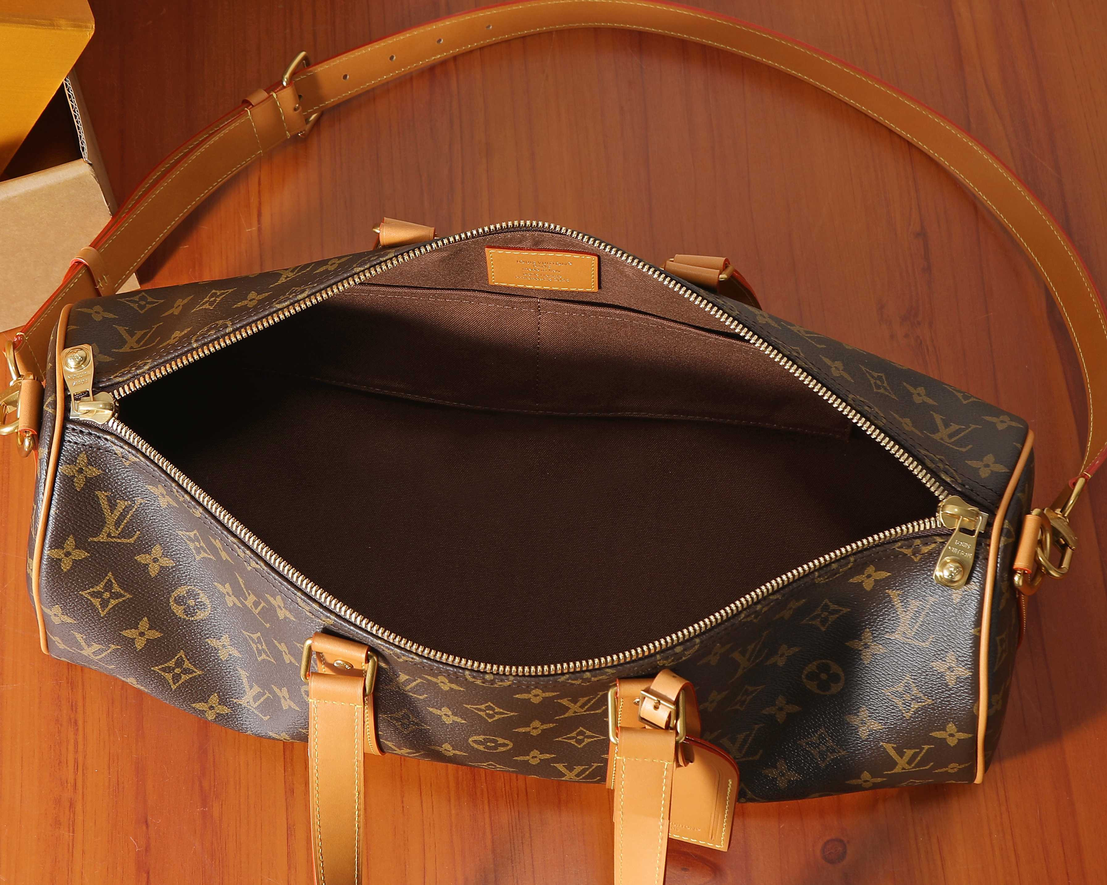 LV NEEDLE Handbags M28116 46x22x17cm