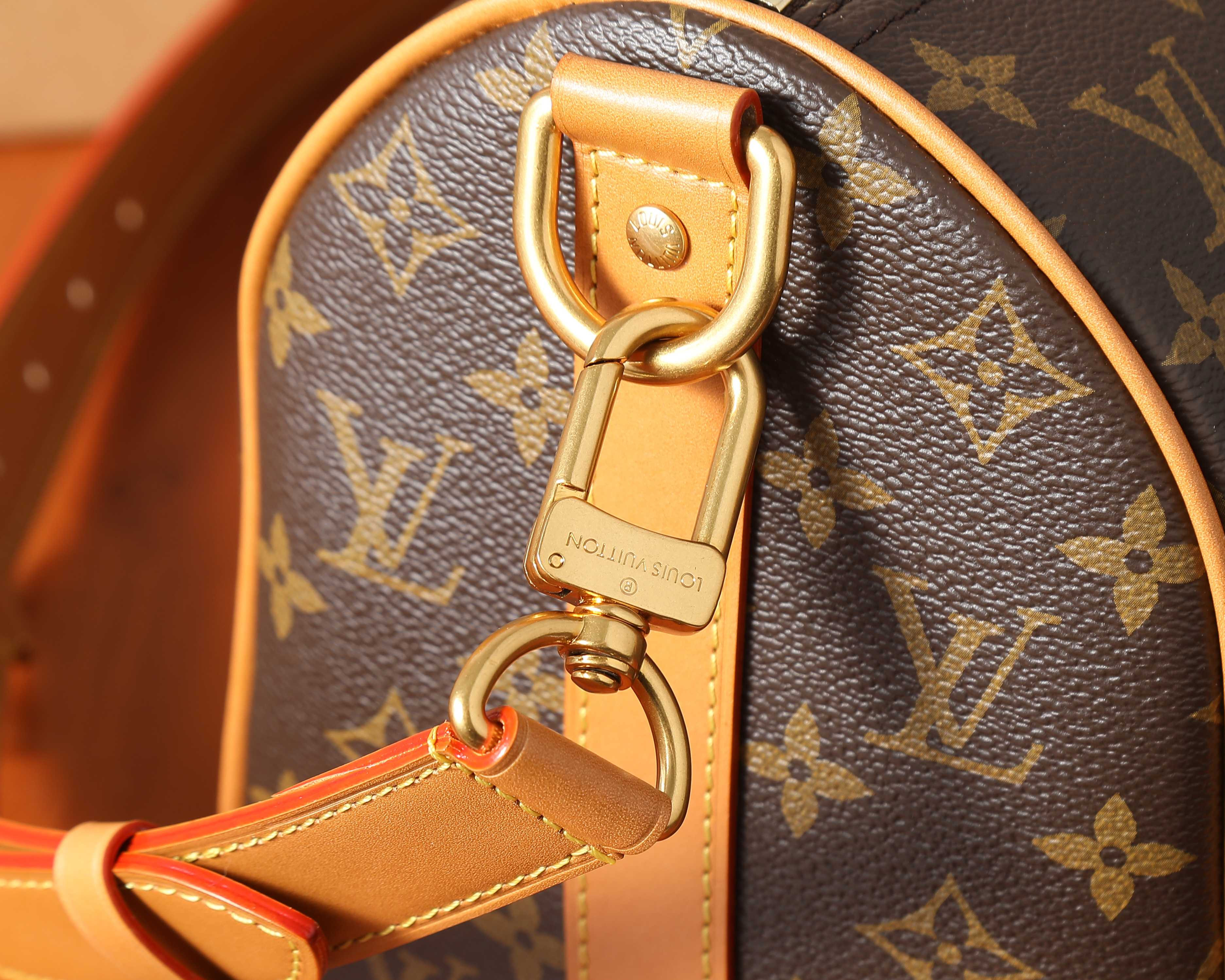 LV NEEDLE Handbags M28116 46x22x17cm