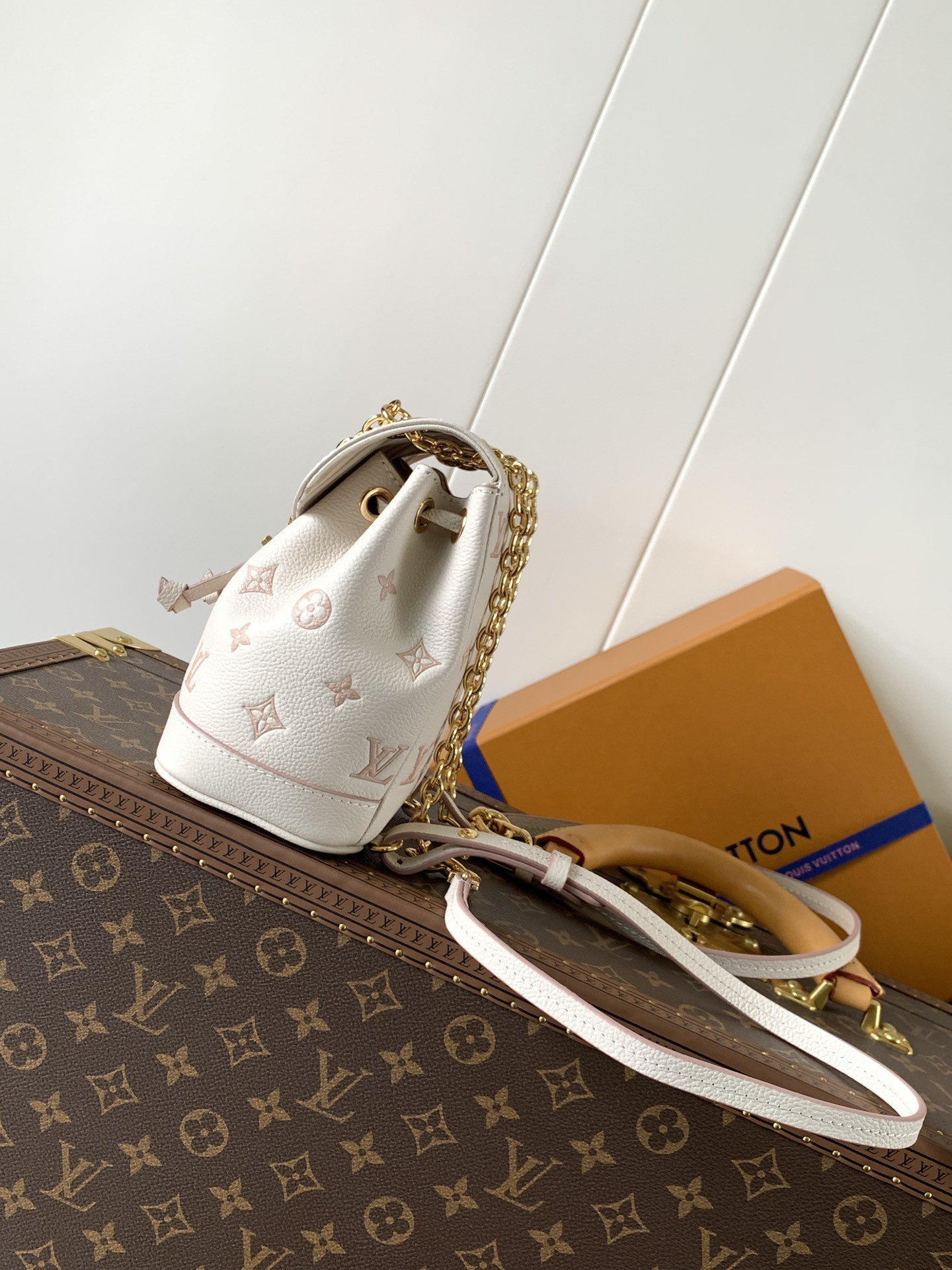 LV NANO NOÉ Backpack M13656 19x15x10cm