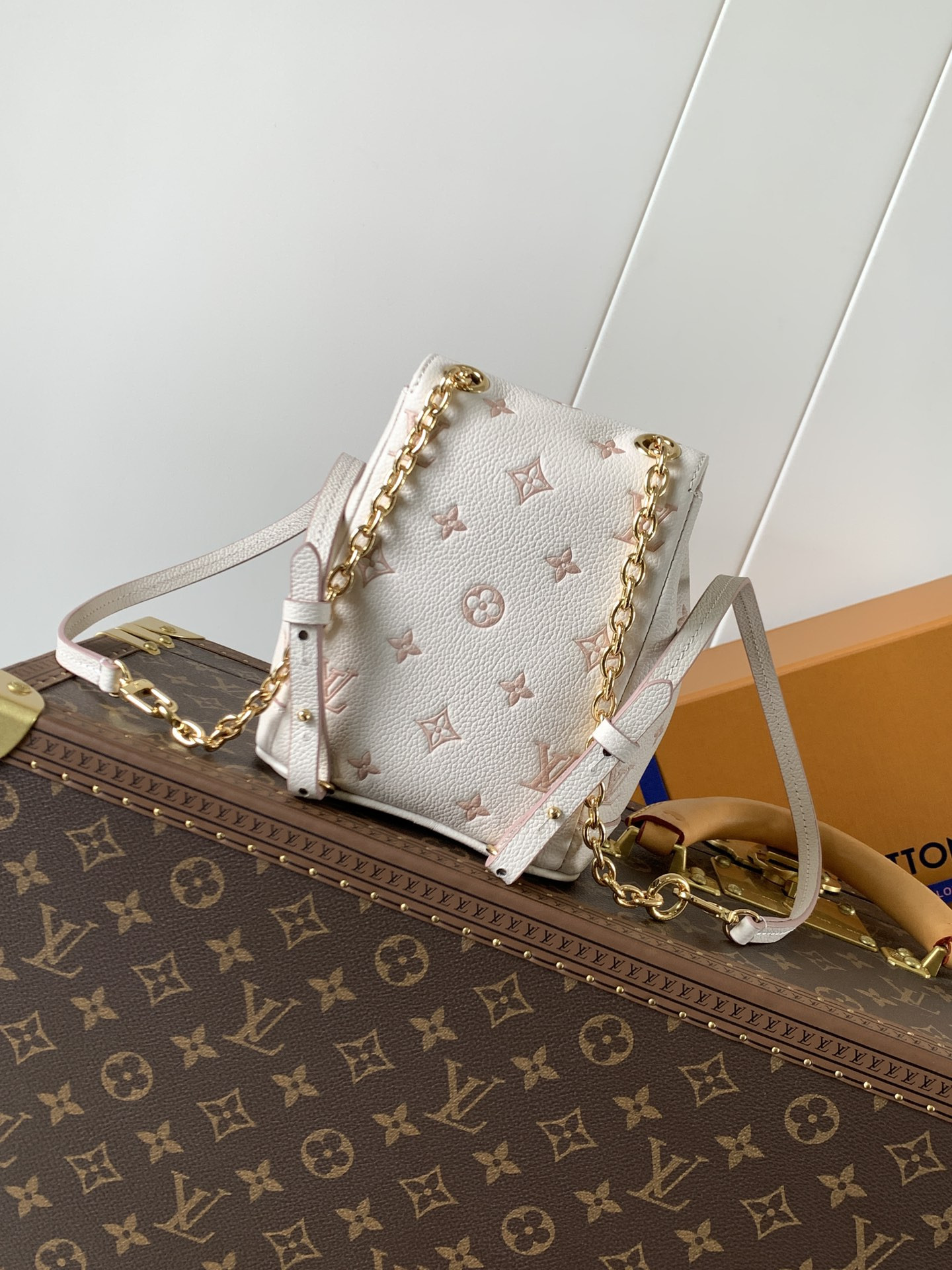 LV NANO NOÉ Backpack M13656 19x15x10cm