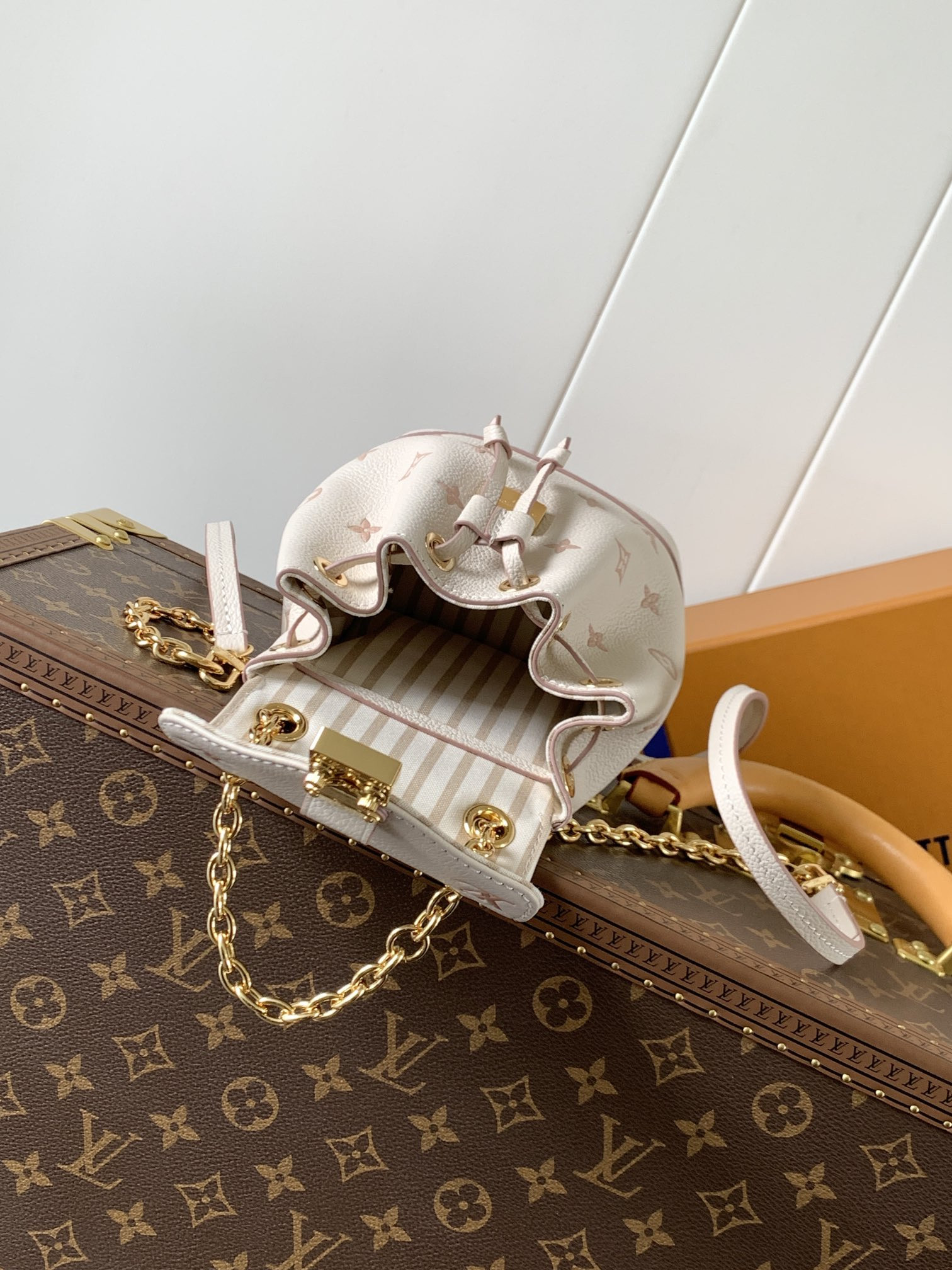 LV NANO NOÉ Backpack M13656 19x15x10cm