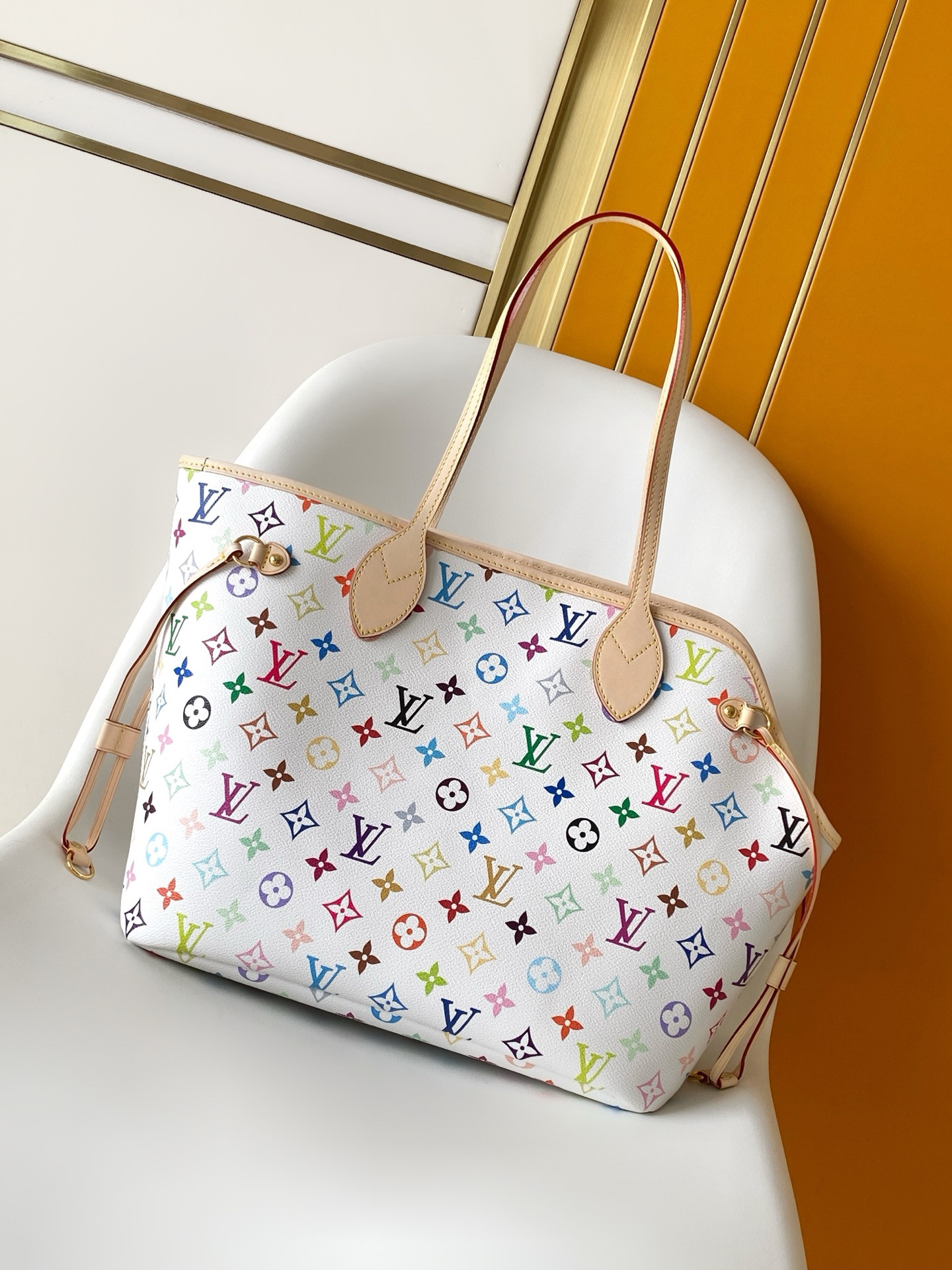 LV x TM NEVERWOOF Medium Pet Carrier M27839 31x28x14cm Without Box