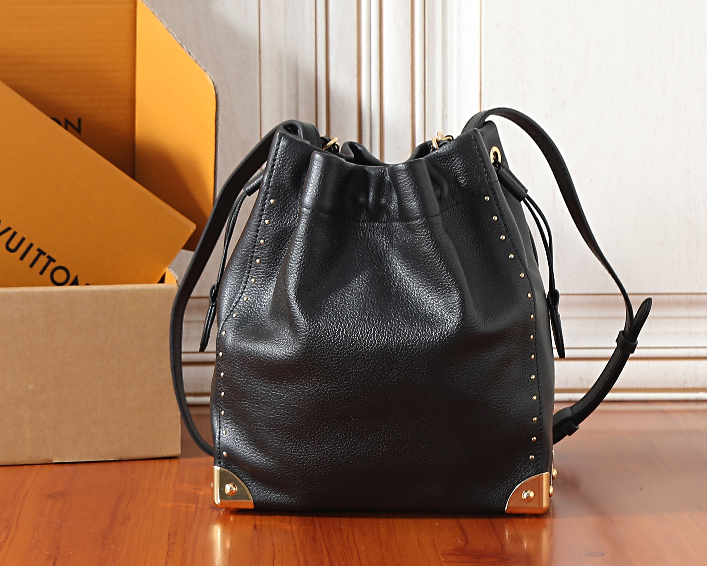 LV NOÉ TRUNK Handbag M29391 23x27x8cm