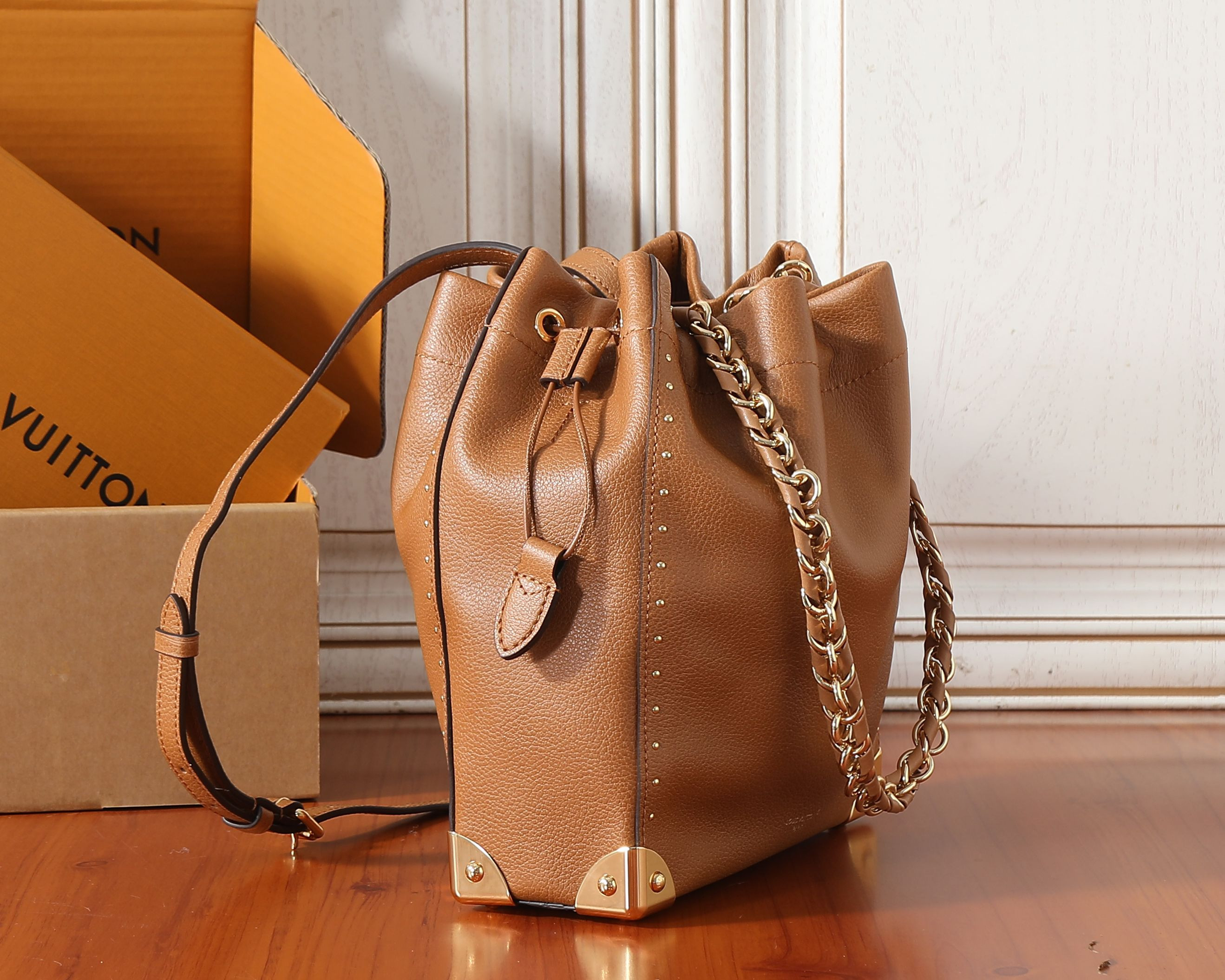 LV NOÉ TRUNK Handbag M29131 23x27x8cm